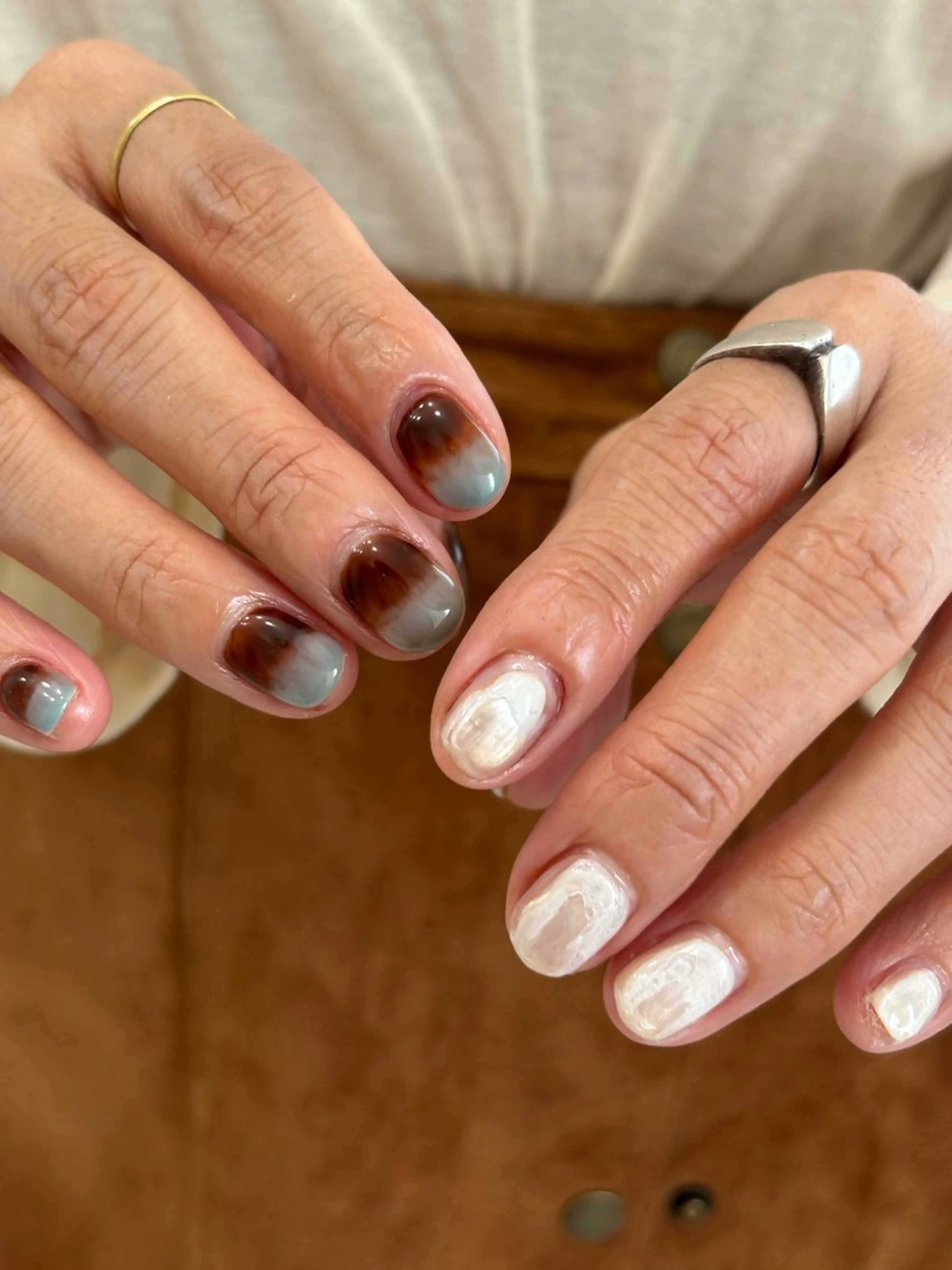 ネイル une／YUKINA 🫧大人nuanceのネイルデザイン