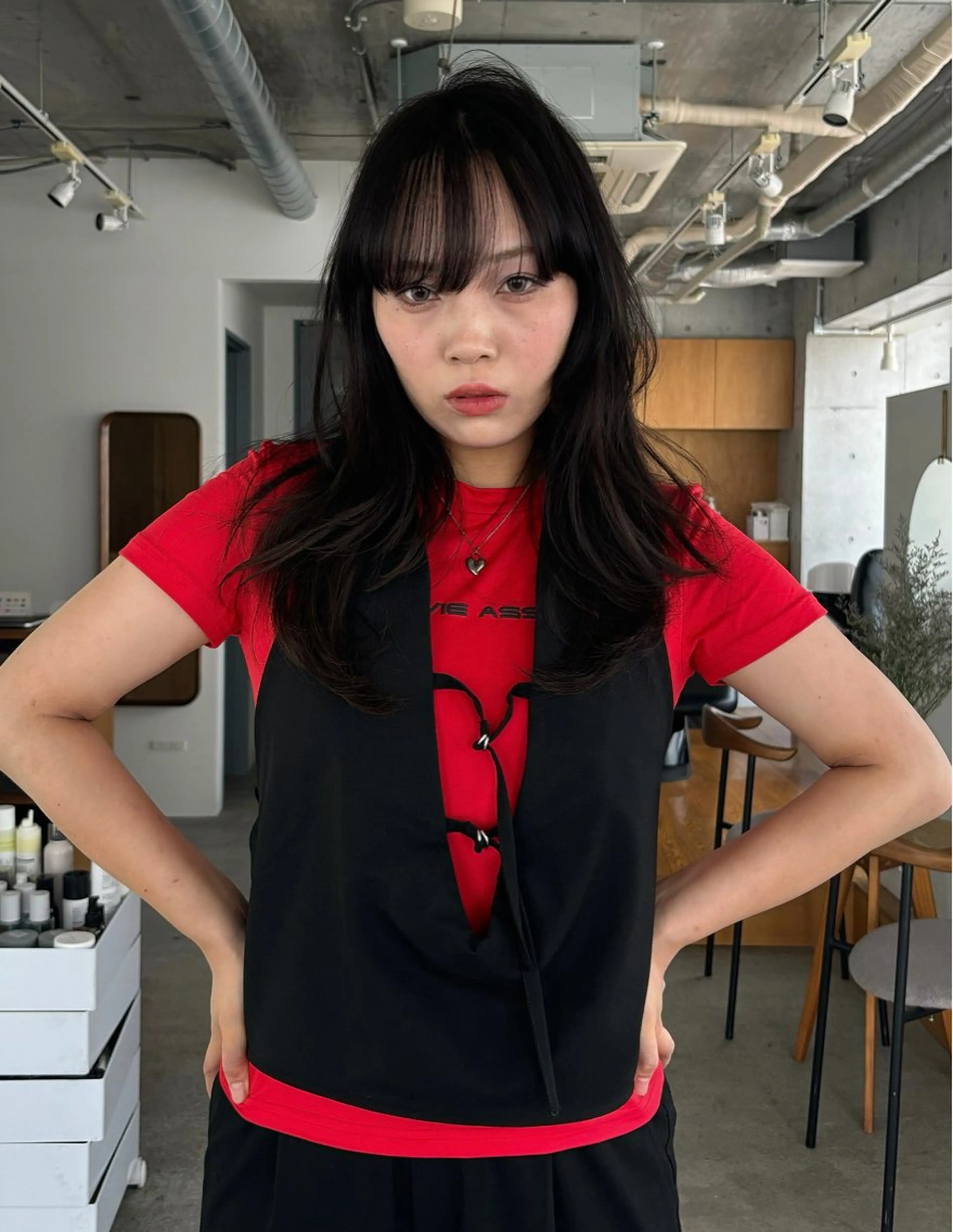 ミディアム カラー レイヤーカット 小顔カット 林　蓮／レイヤー ／透明感カラーのヘアスタイル