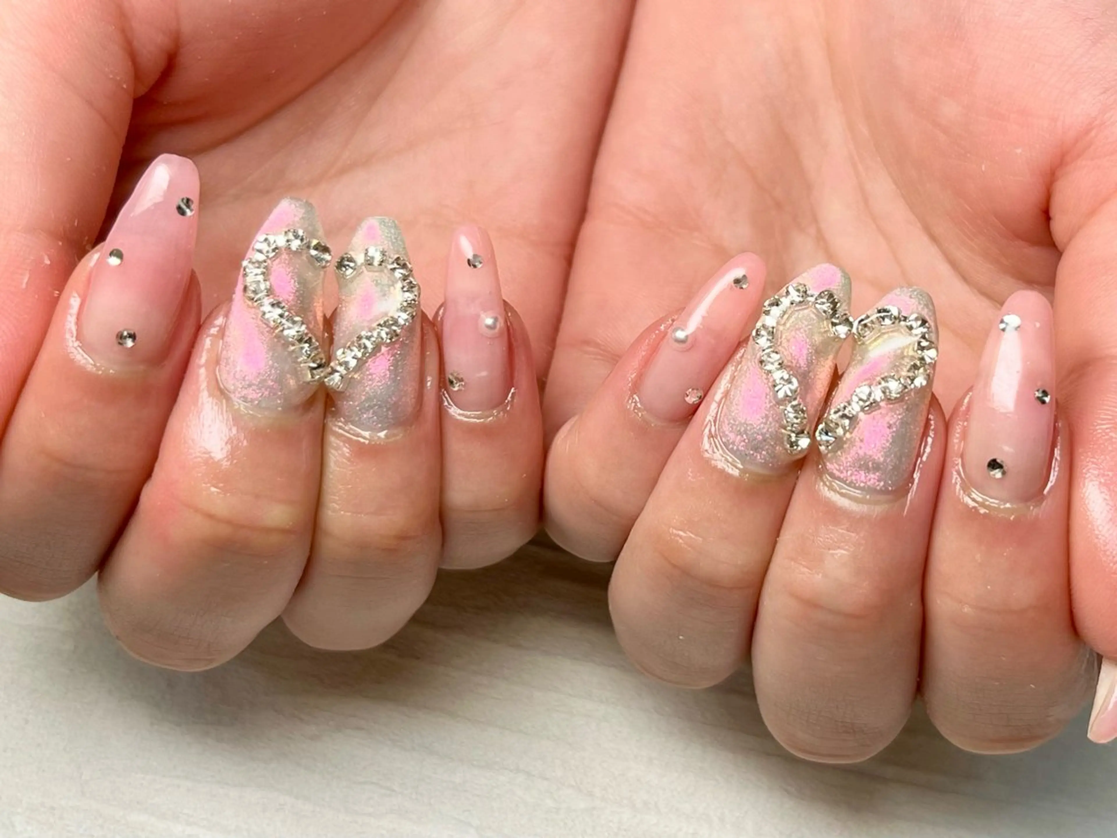ネイル ハンドネイル Queennail 北堀江Yumiのネイルデザイン