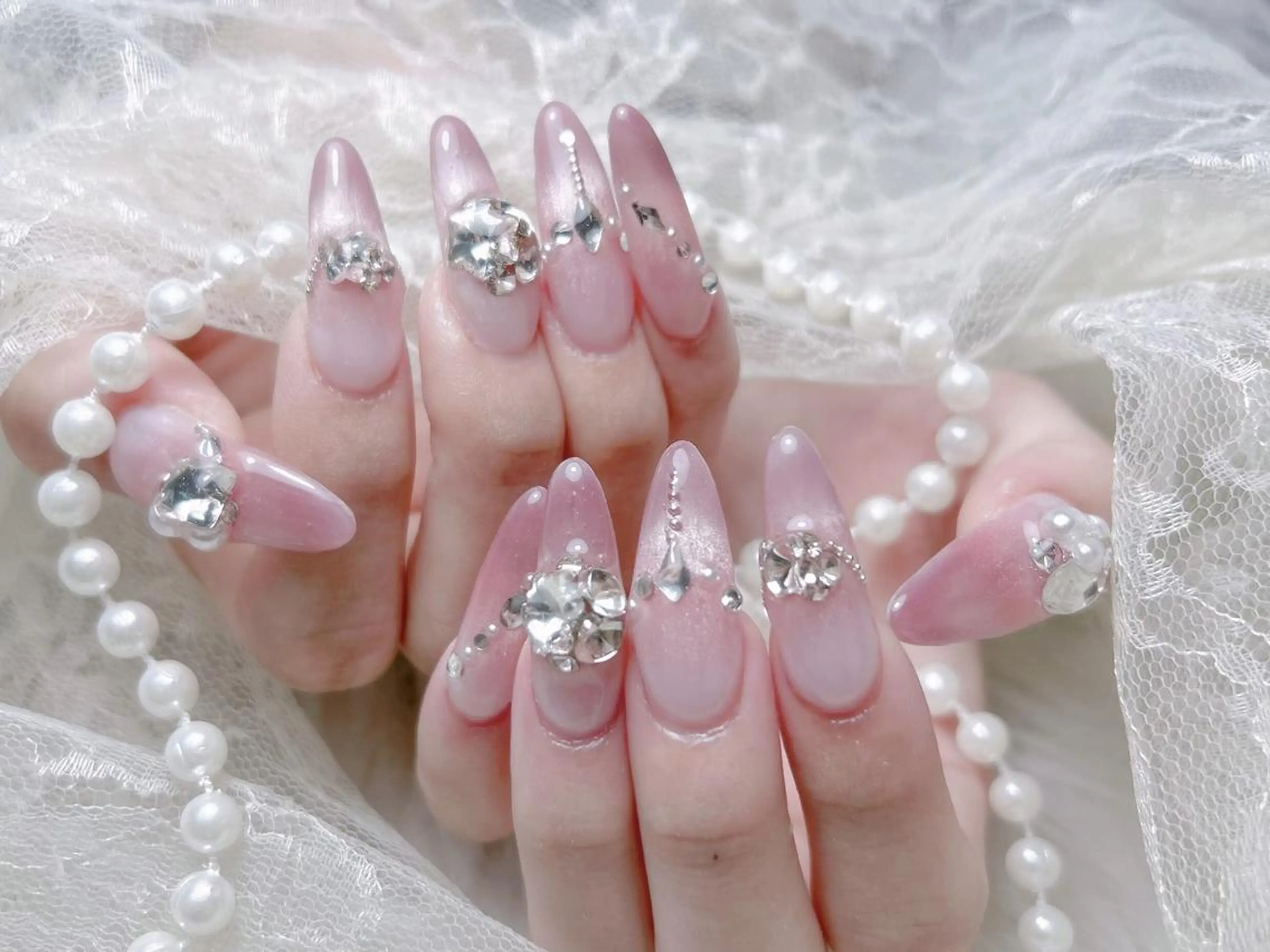 ネイル 長さ出し キラキラネイル 韓国ネイル マグネットネイル マットネイル リリ 奈🎀のネイルデザイン