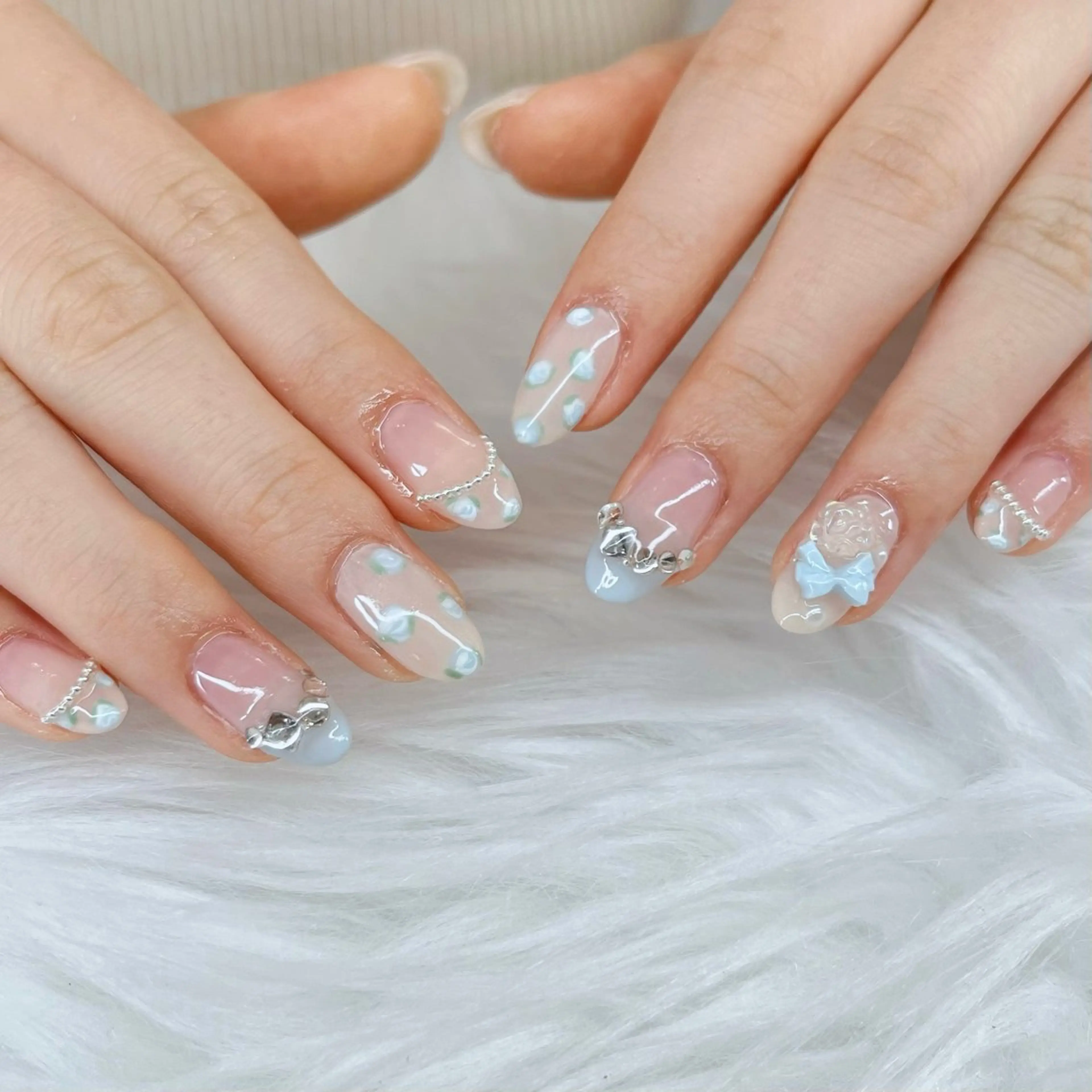 ネイル ハンドネイル VIERU YURIのネイルデザイン