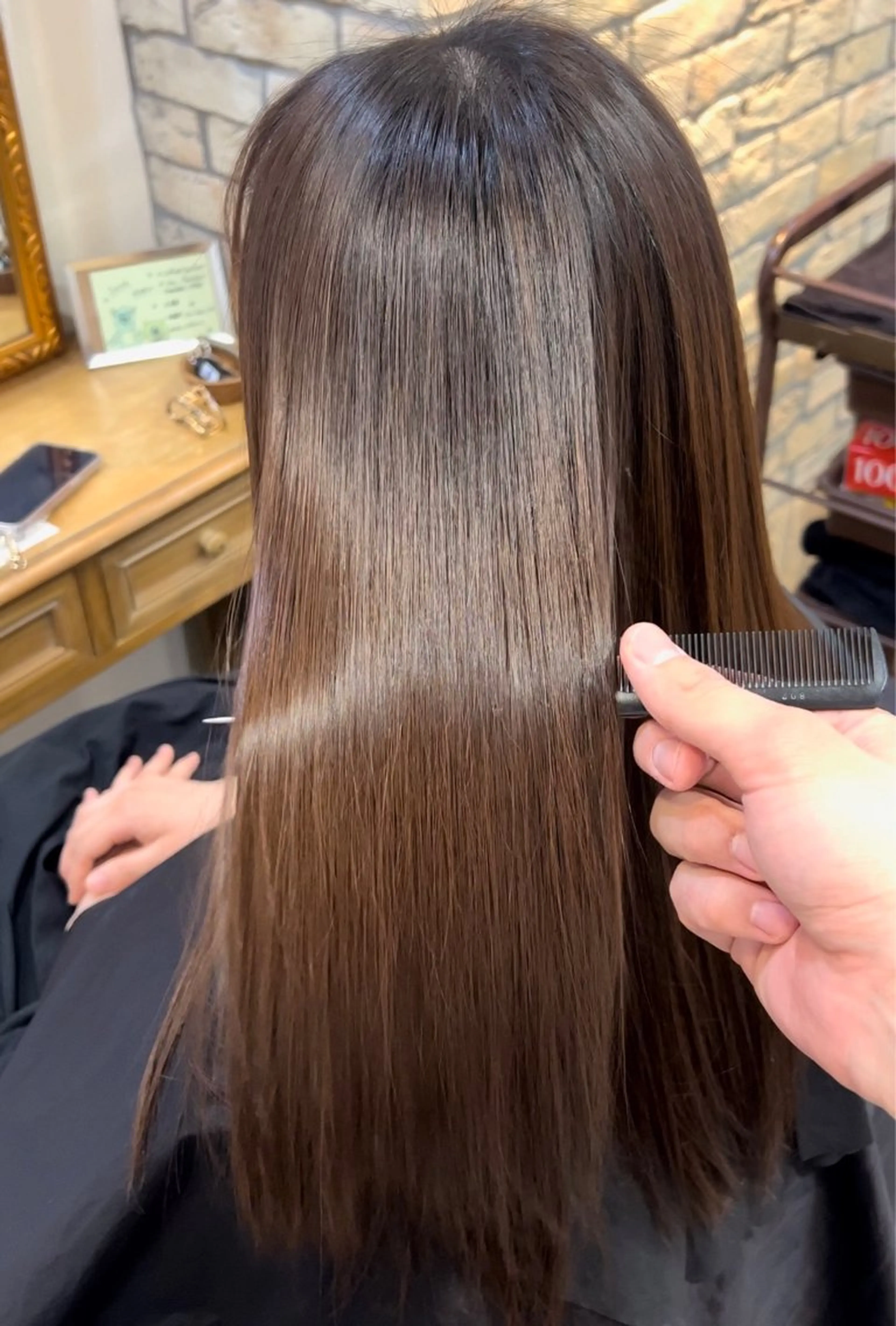 ロング カラー カット 縮毛矯正 トリートメント 小澤 一稀のヘアスタイル