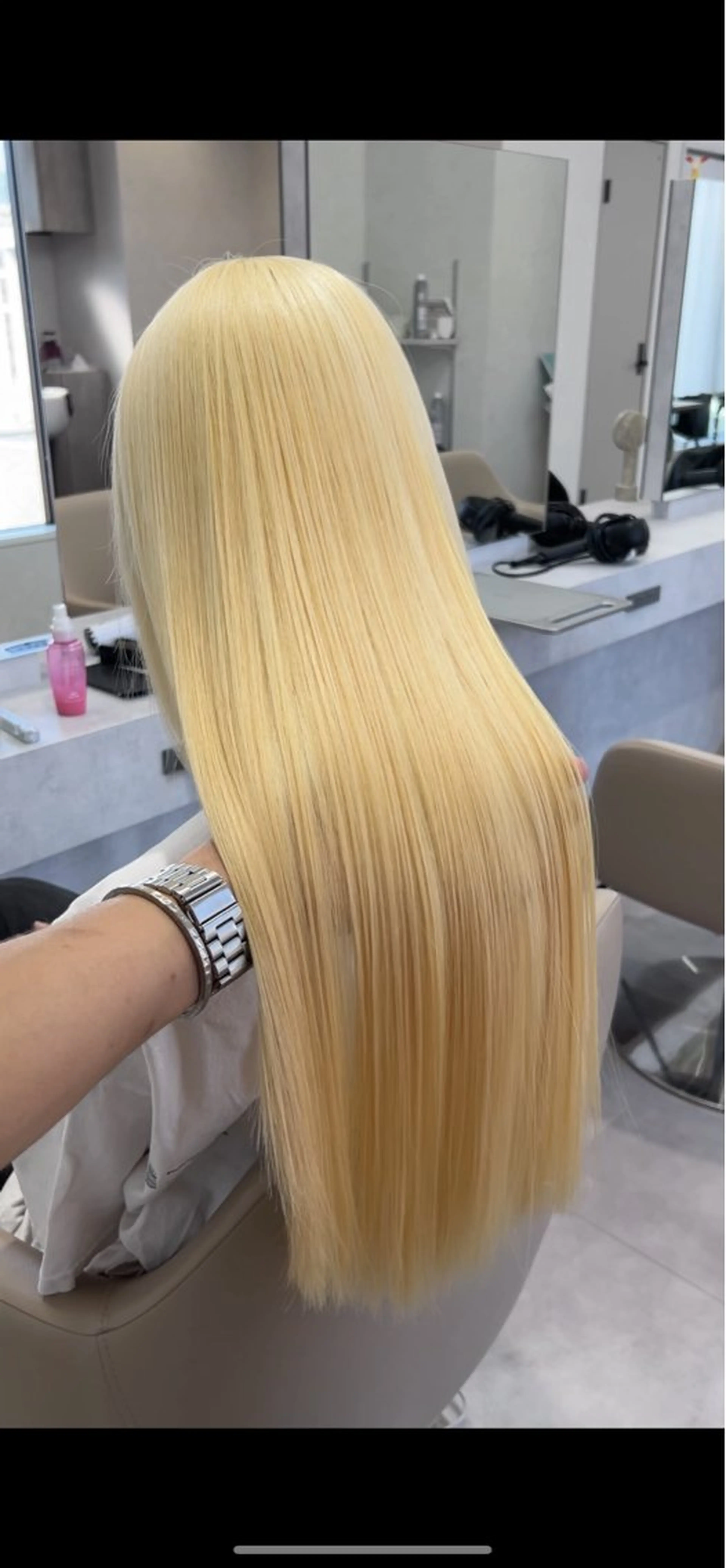 ロング ⭐️横浜ブリーチ特化 美容師　堤涼⭐️のヘアスタイル