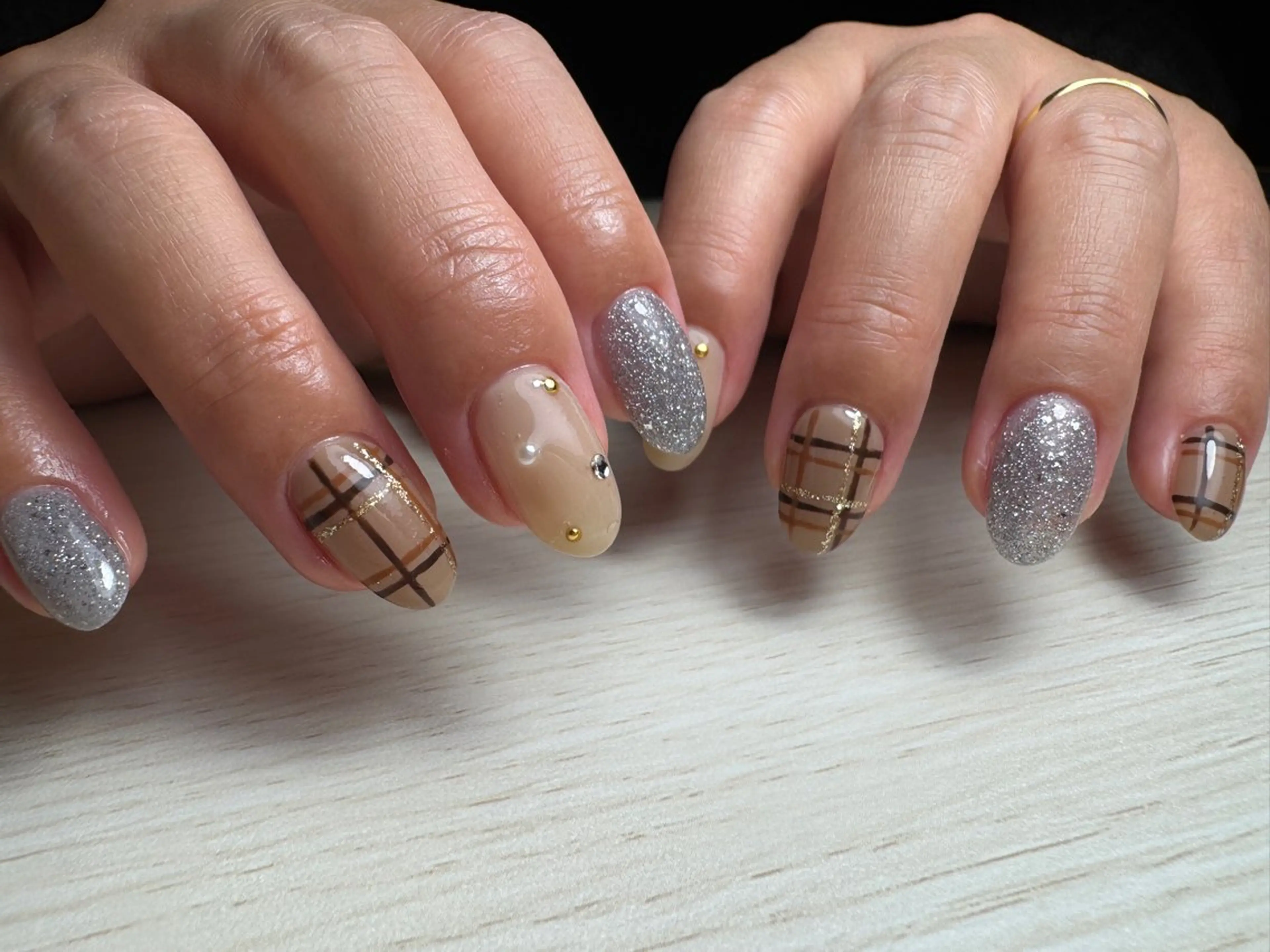 ネイル 鈴木 沙羅のネイルデザイン