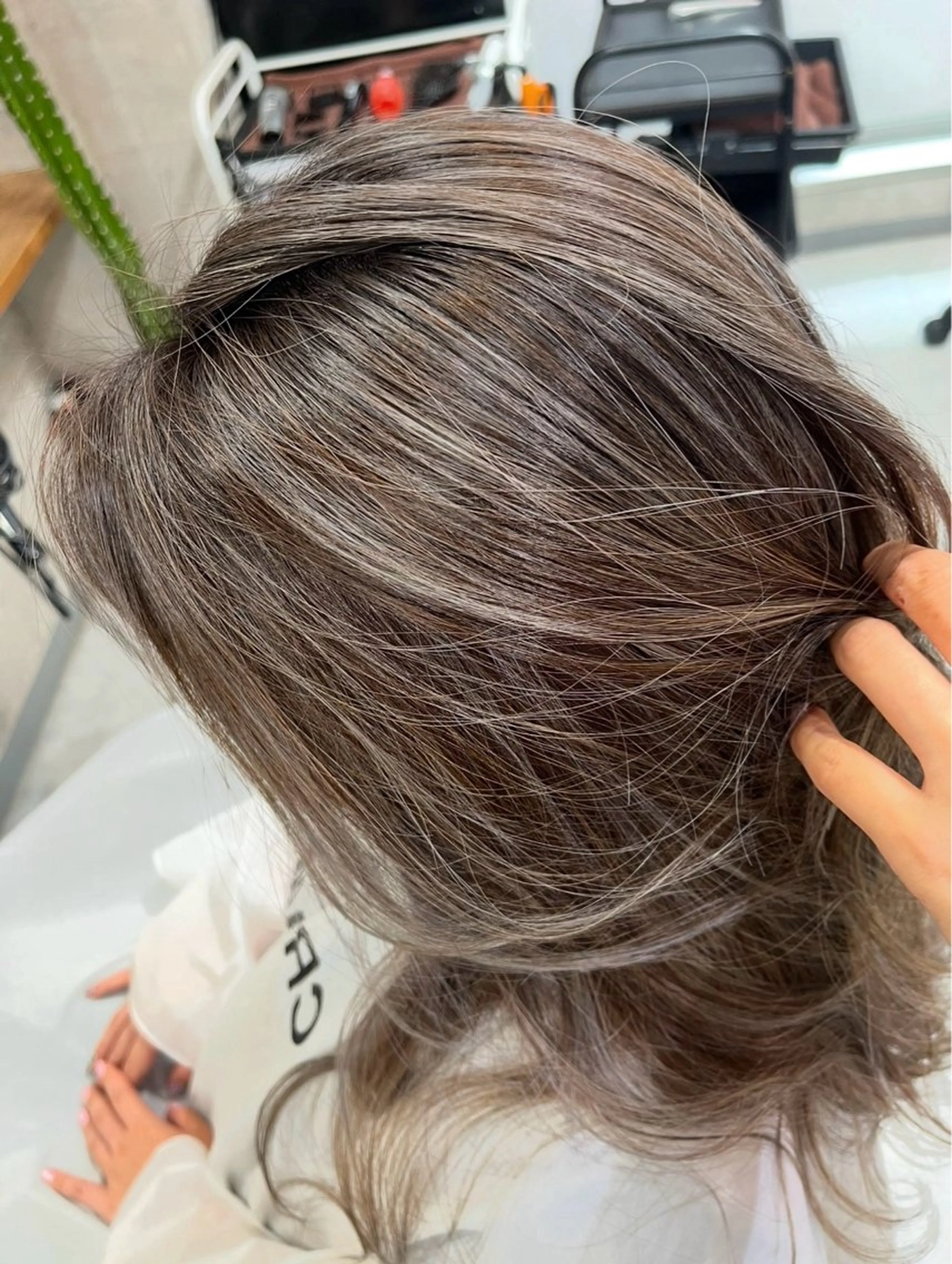 ミディアム カラー ハイライトカラー ハイライト ヘアカラー 松井那津子 /ハイライトブリーチのヘアスタイル