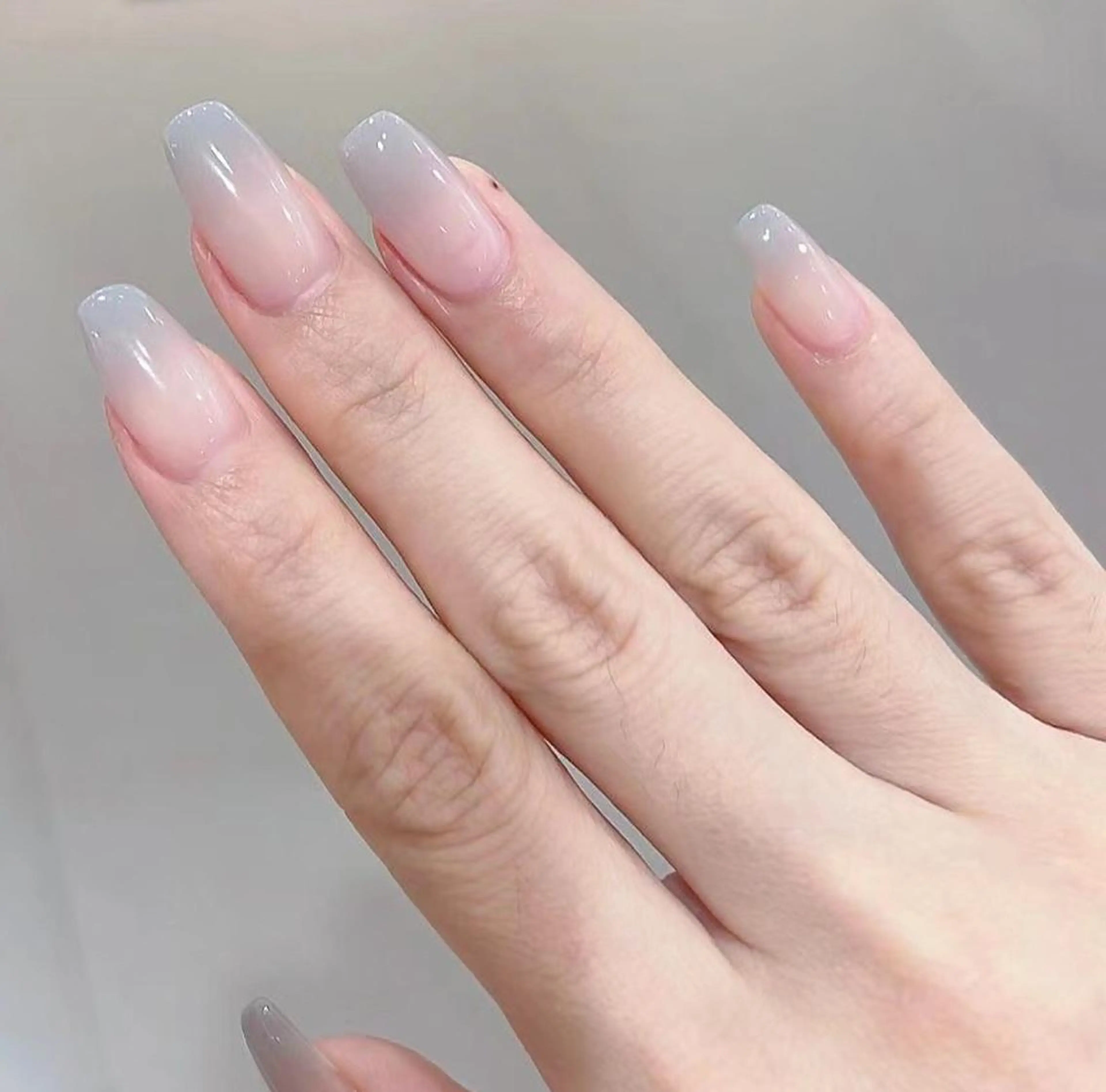 ネイル ハンドネイル MoonNail ユリ🌸のネイルデザイン
