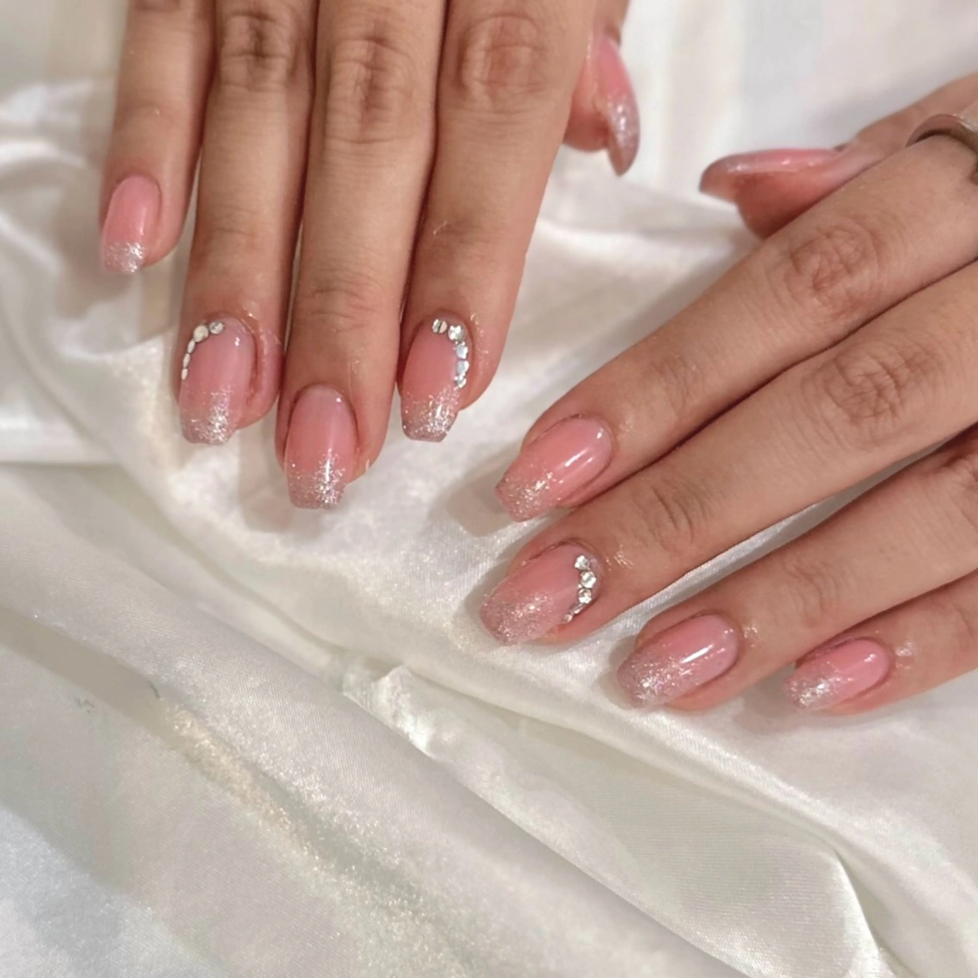 ネイル ハンドネイル SALON  ELVI所属・SARA ♥のネイルデザイン