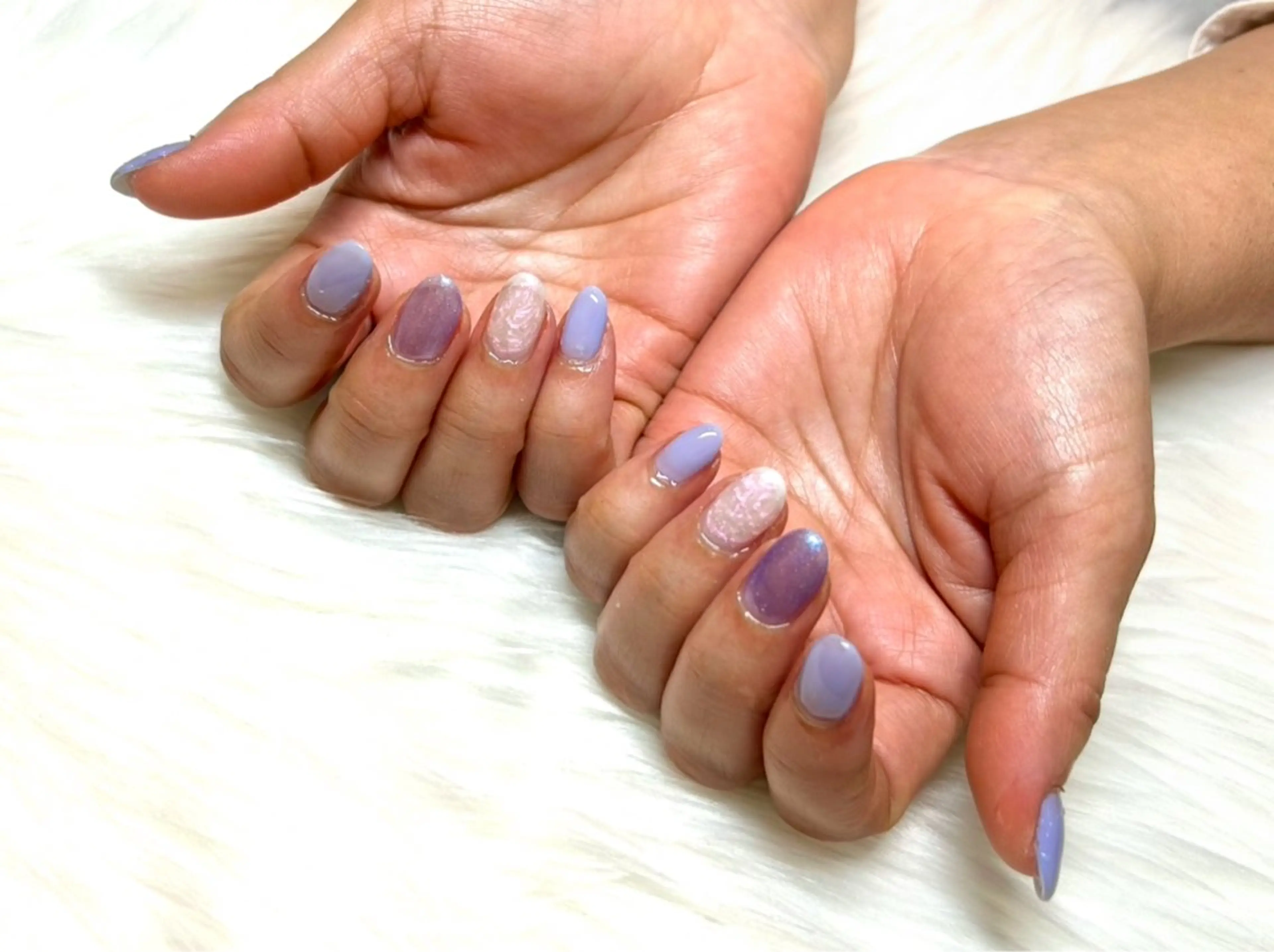 ネイル オーロラネイル マグネットネイル パステルネイル 頑張る女性の味方✴︎ M.i　nail ♡のネイルデザイン