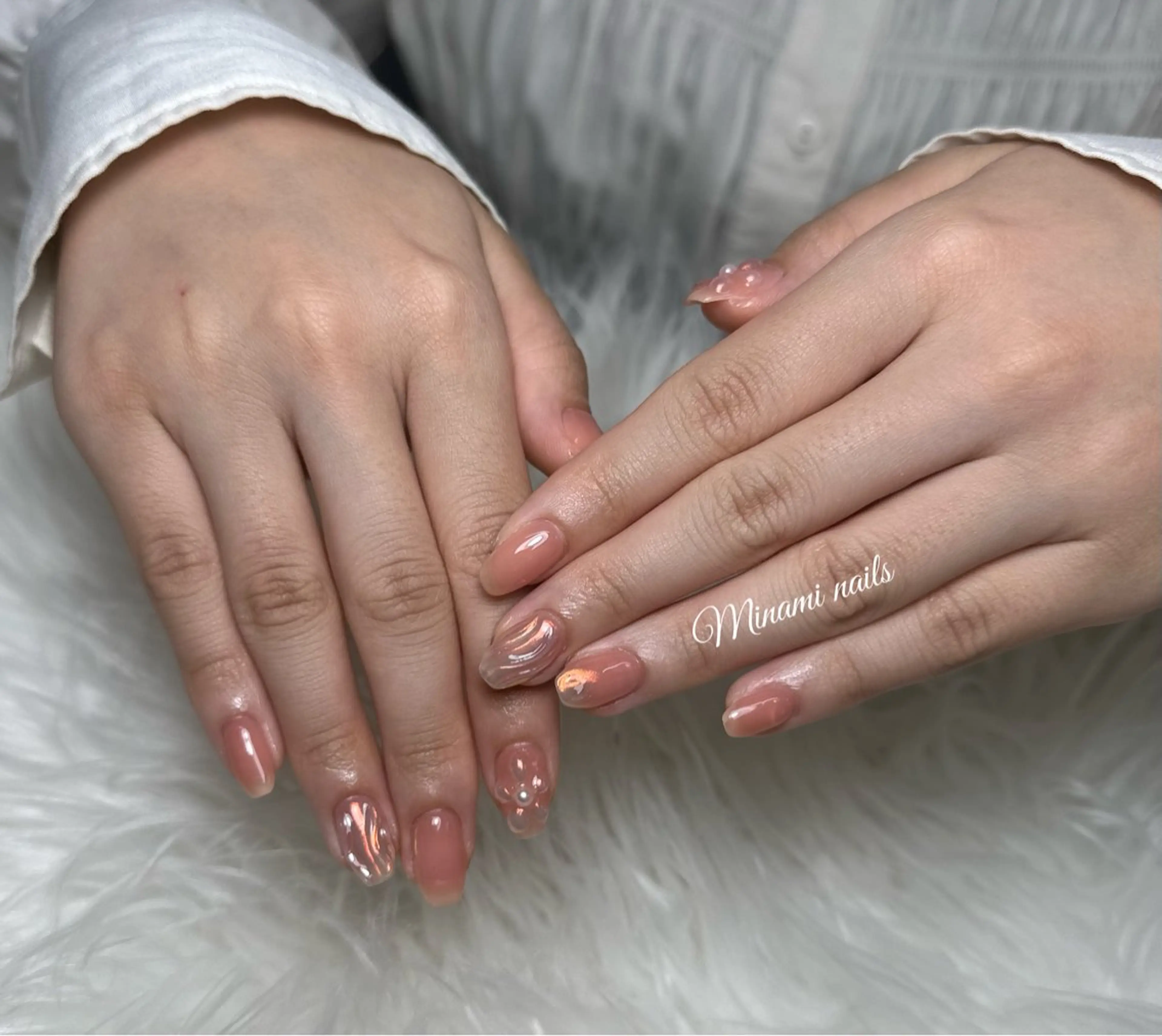 ネイル アートネイル マグネットネイル ミラーネイル ピンク ピンクベージュ Minami Nailsのネイルデザイン