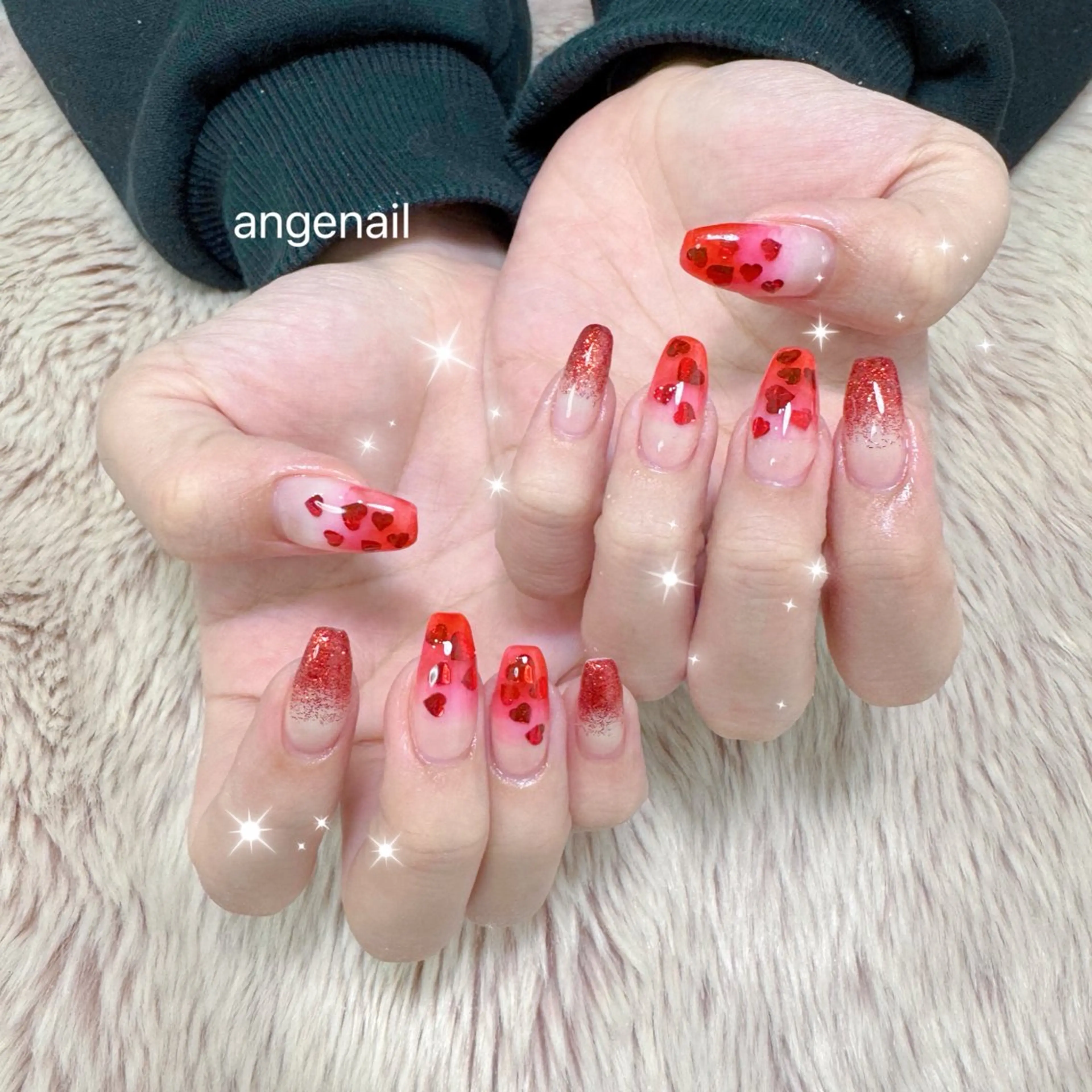 ネイル ハンドネイル オーナーネイリスト MAKIのネイルデザイン