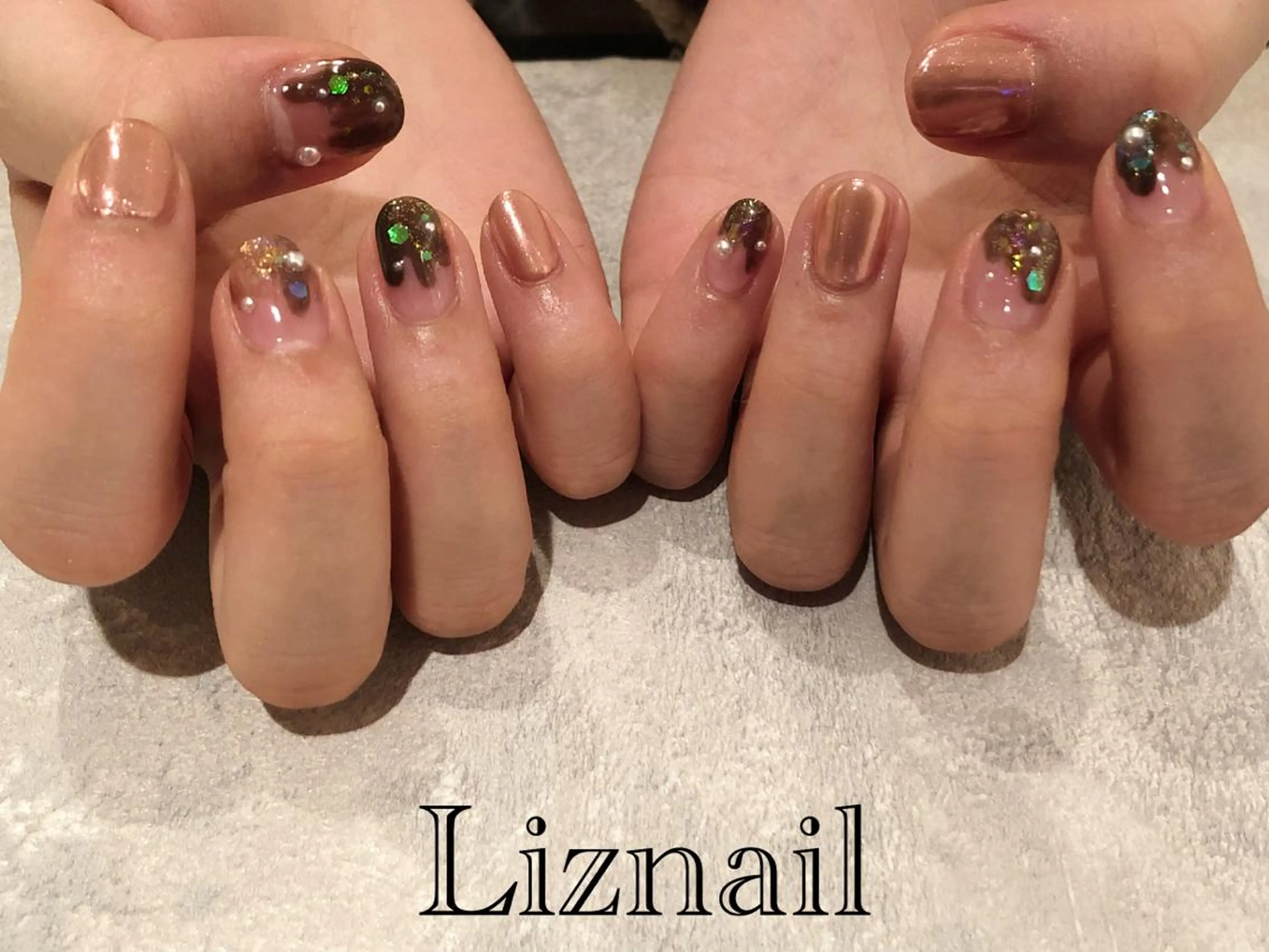 ネイル Rawr / saoriのネイルデザイン