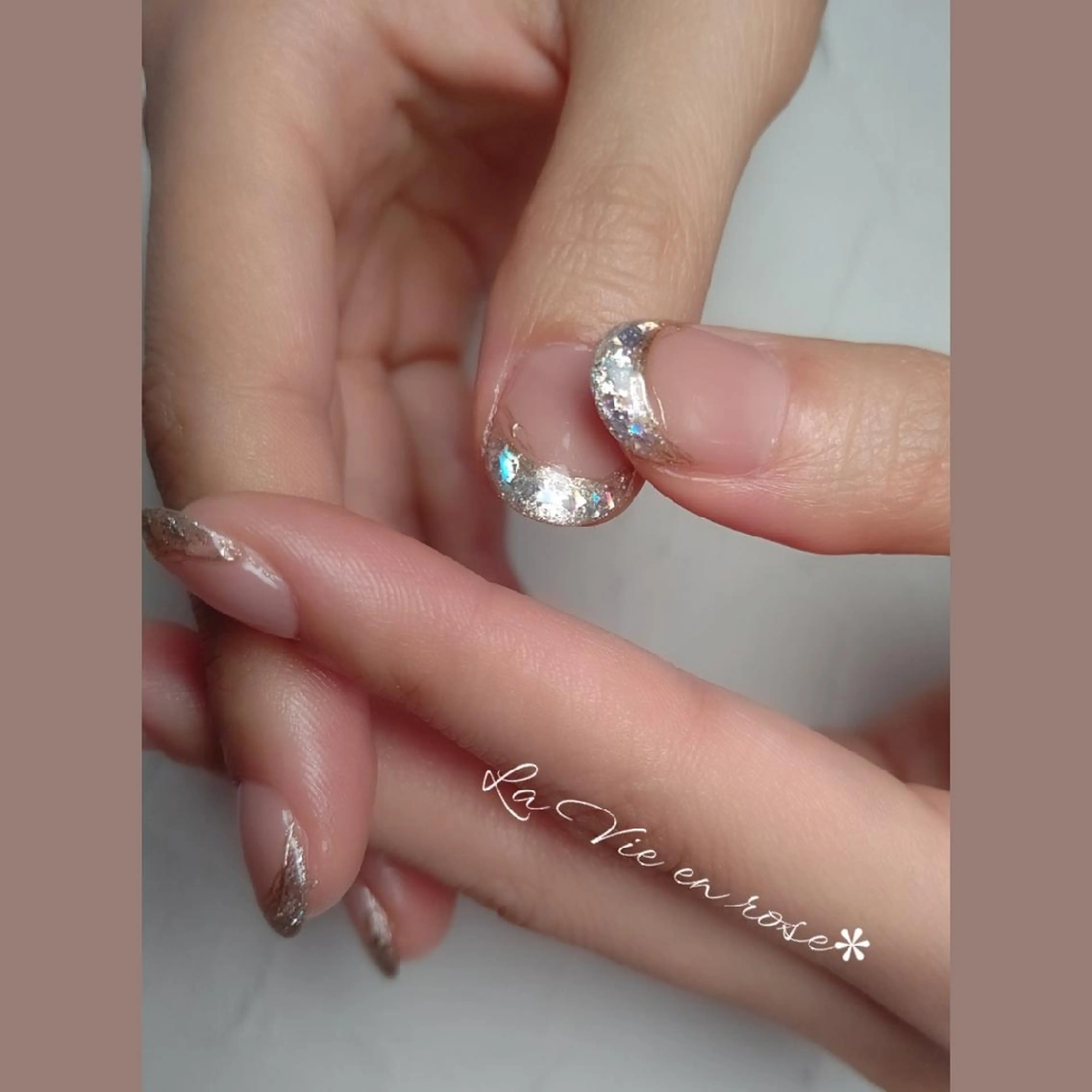 ネイル アートネイル フレンチネイル ガラスフレンチ ミラーネイル ラヴィアン ローズのネイルデザイン