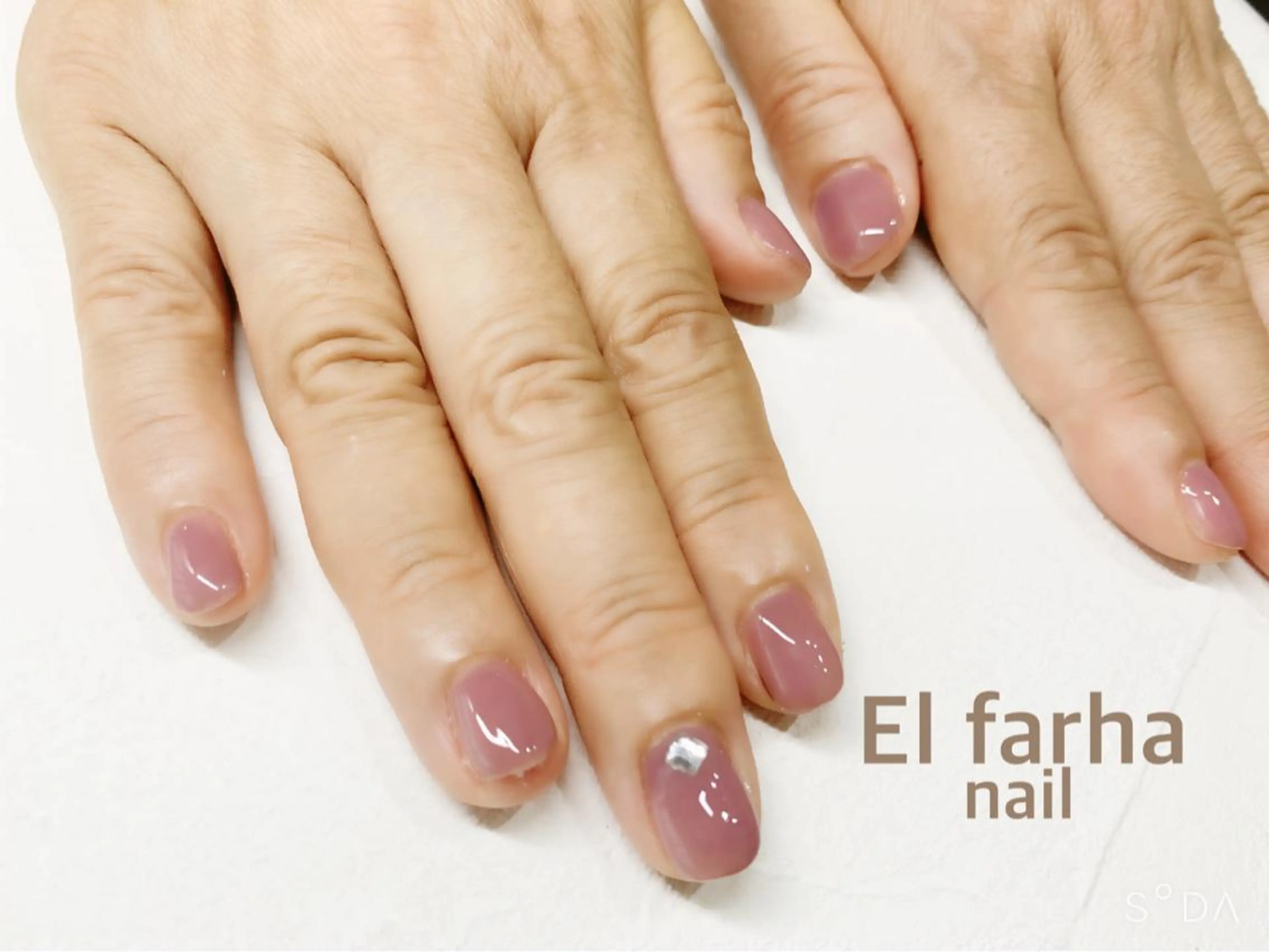 ネイル El  Farha nailのネイルデザイン