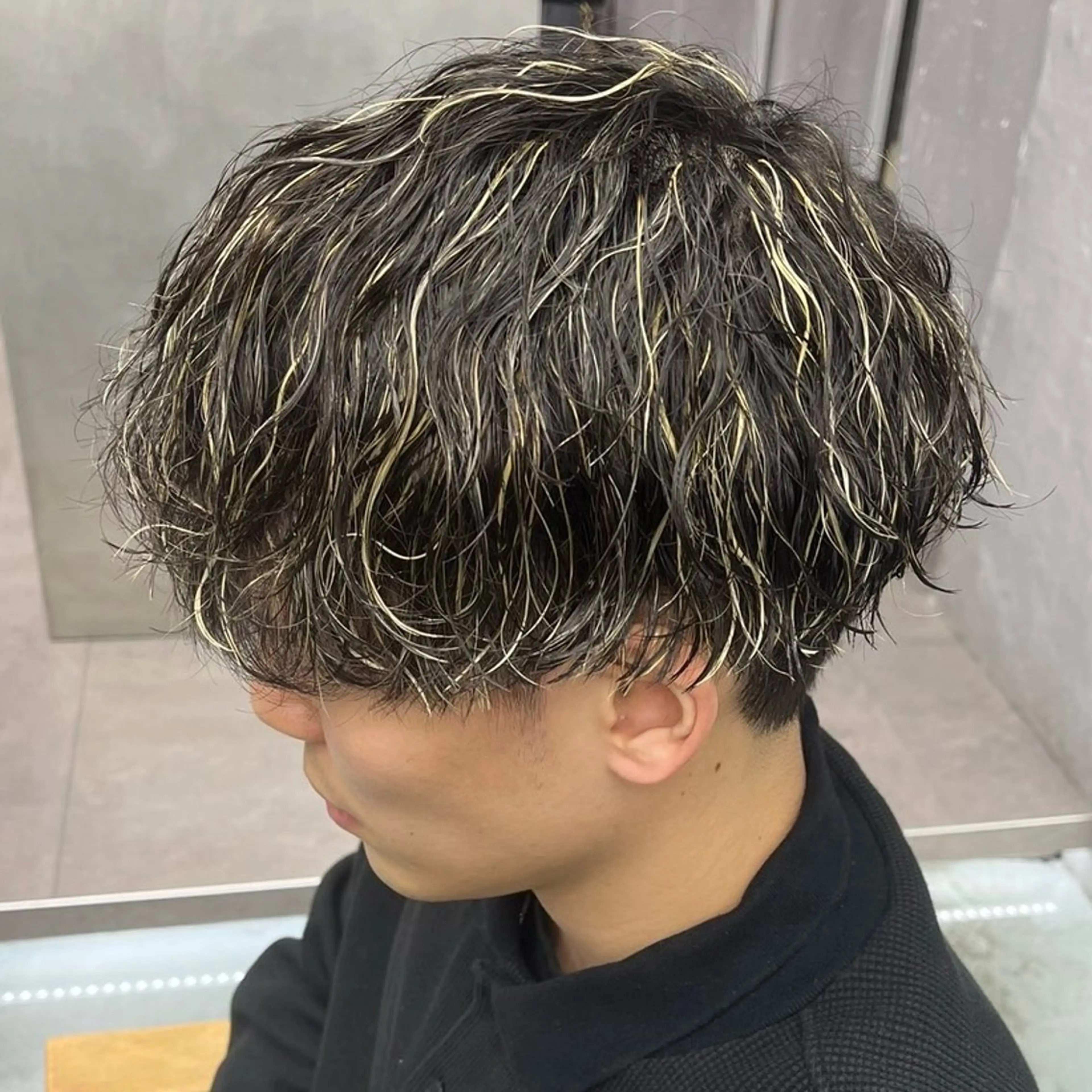 パーマ メンズ カット ヘアカラー パーマ メンズパーマ/ メッシュ📍ﾕﾘのヘアスタイル