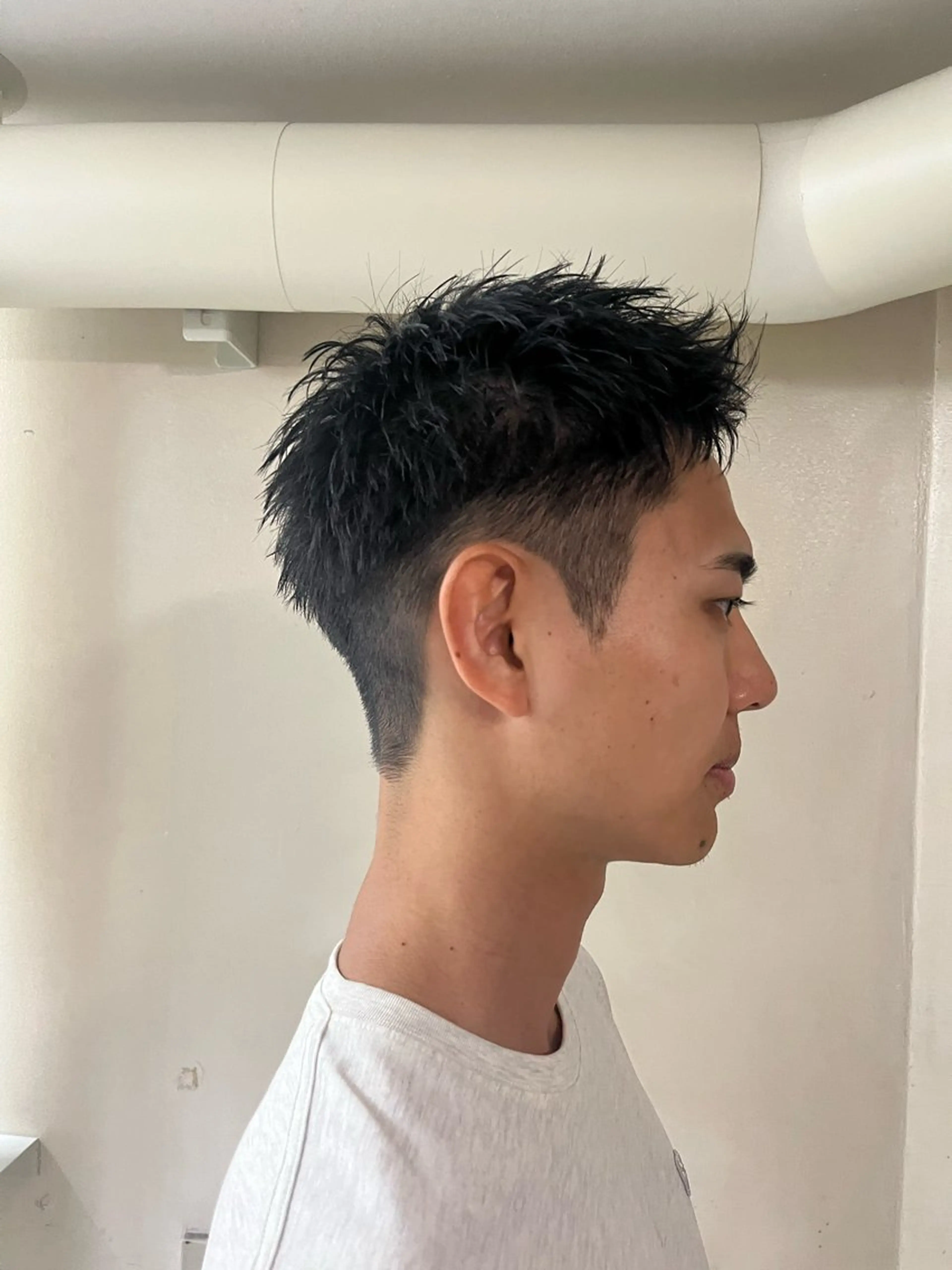 ショート メンズ 逢坂 智也のヘアスタイル