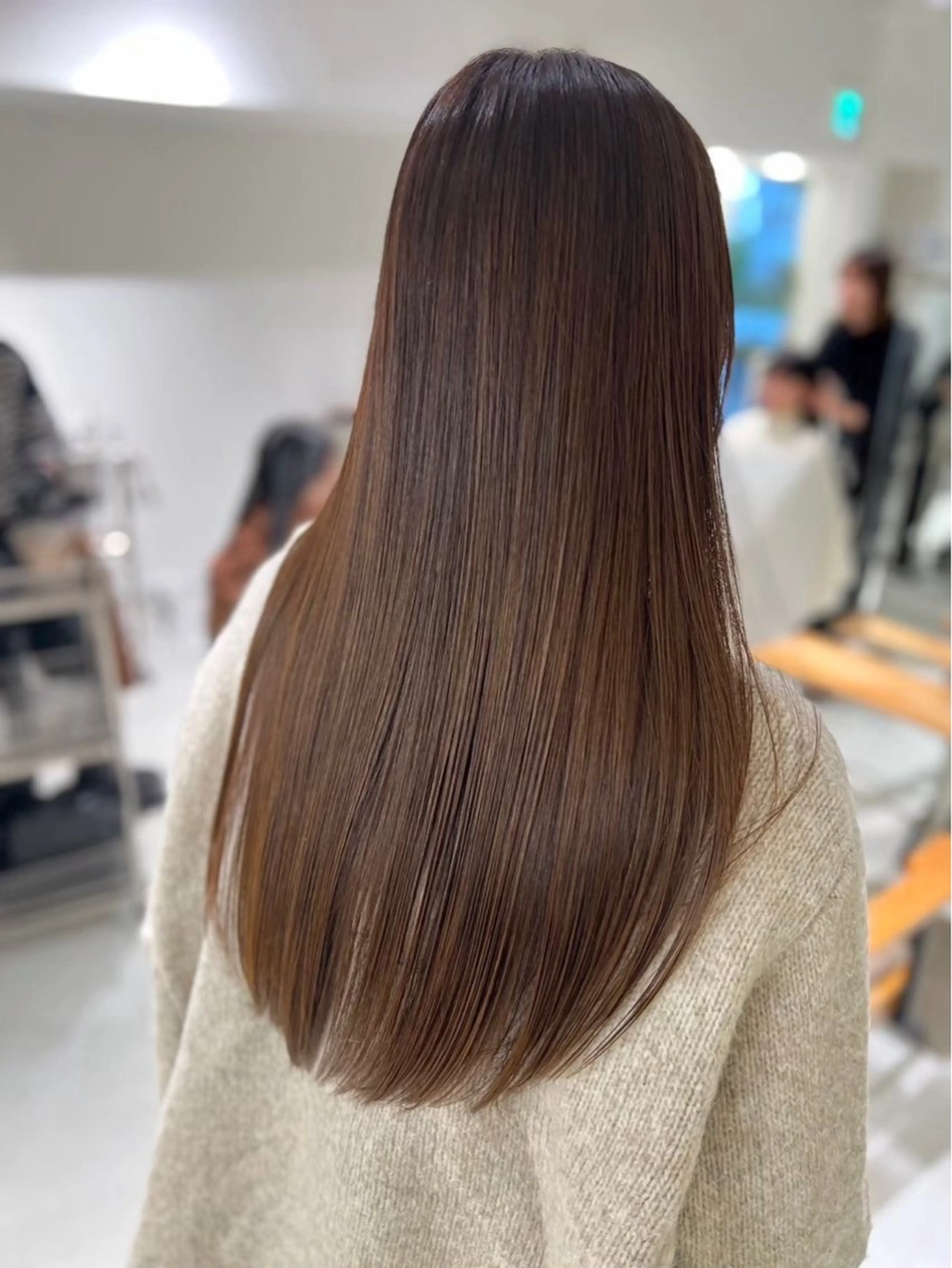 カラー UNBIRTHDAY akariのヘアスタイル