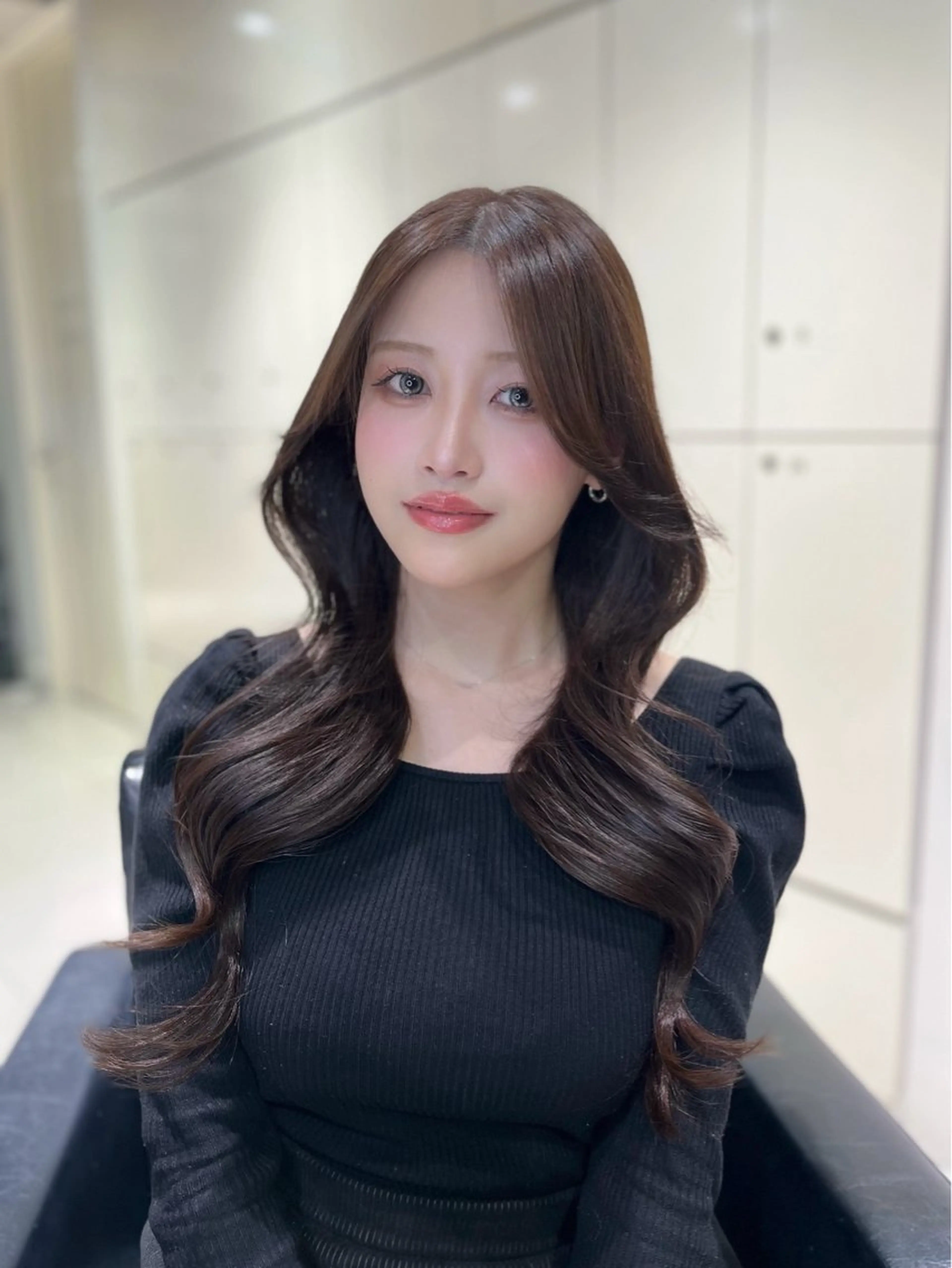 12/30限定【ご新規様限定】🦋透明感カラー＋自社開発髪質改善トリートメントのセットメニューです   詳細ありの写真