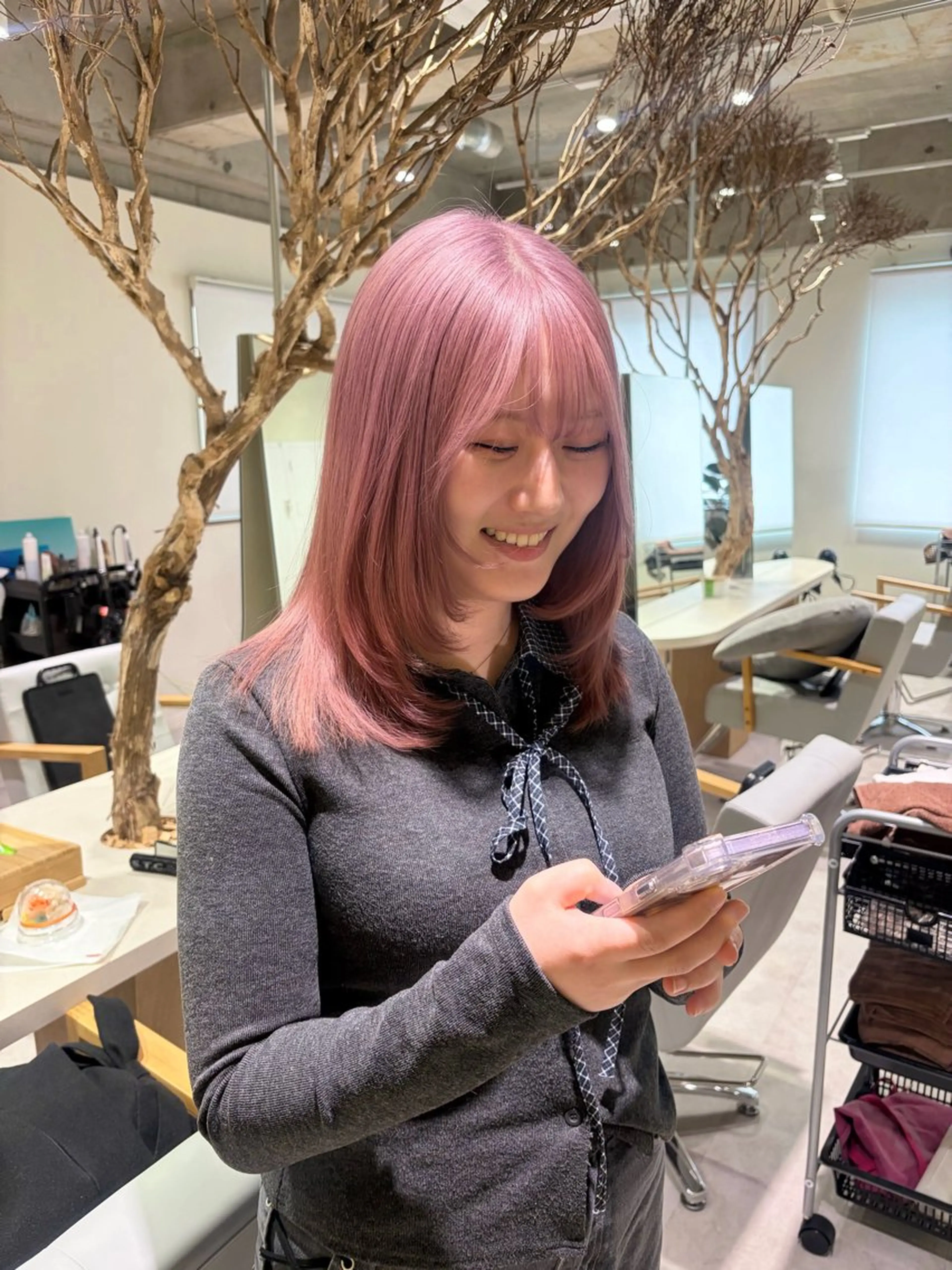 ミディアム カラー ヘアカラー ハイトーン 🦋🎶LENのヘアスタイル