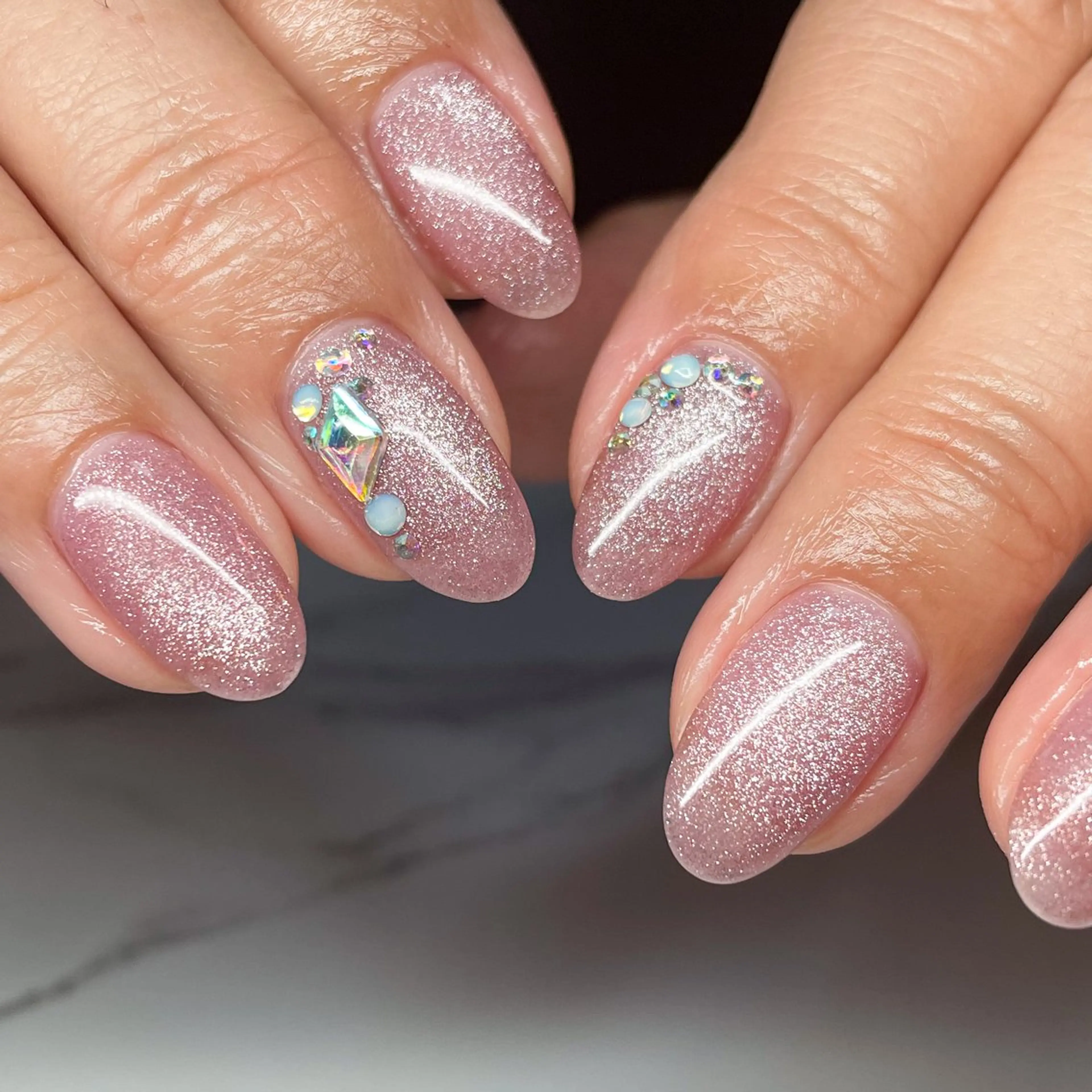 ネイル アートネイル フットネイル ジェルネイル ロングネイル マグネットネイル Nail Salon AMICALのネイルデザイン