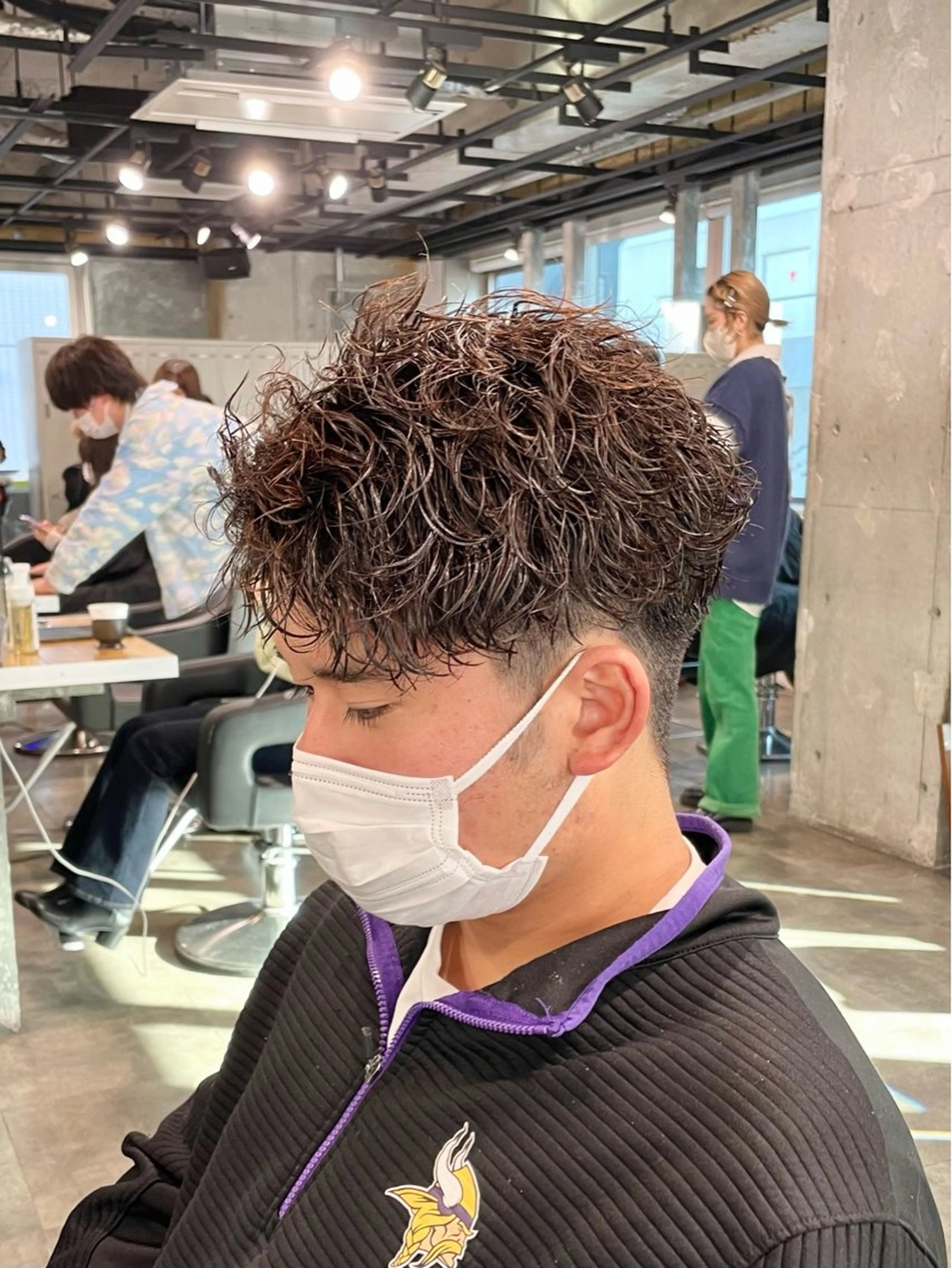 パーマ メンズ ヘアカラー 艶髪/透明感🪽 DISCO🪽のヘアスタイル