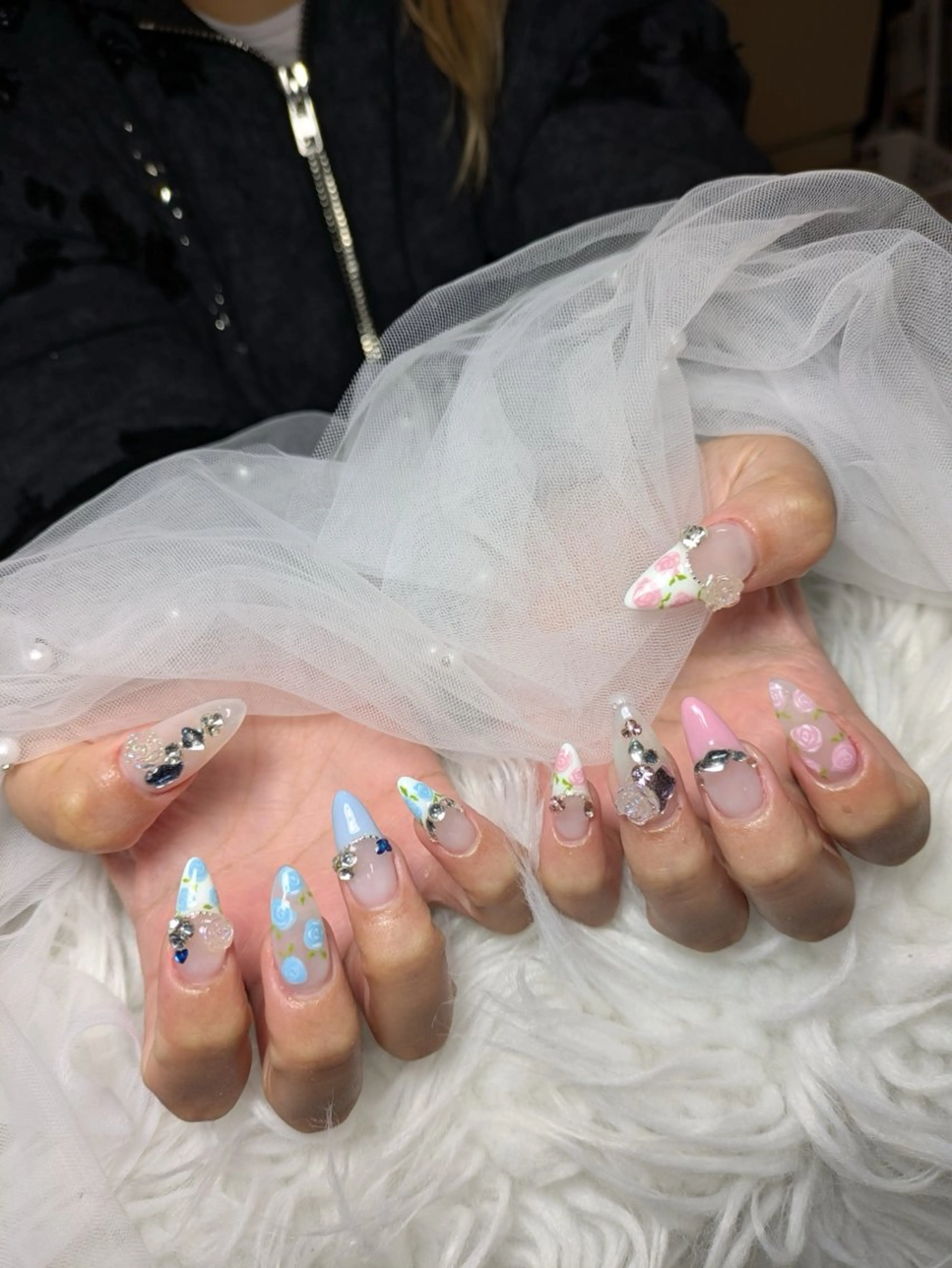 ネイル Queen Nail 柏店　クイーンネイルのネイルデザイン