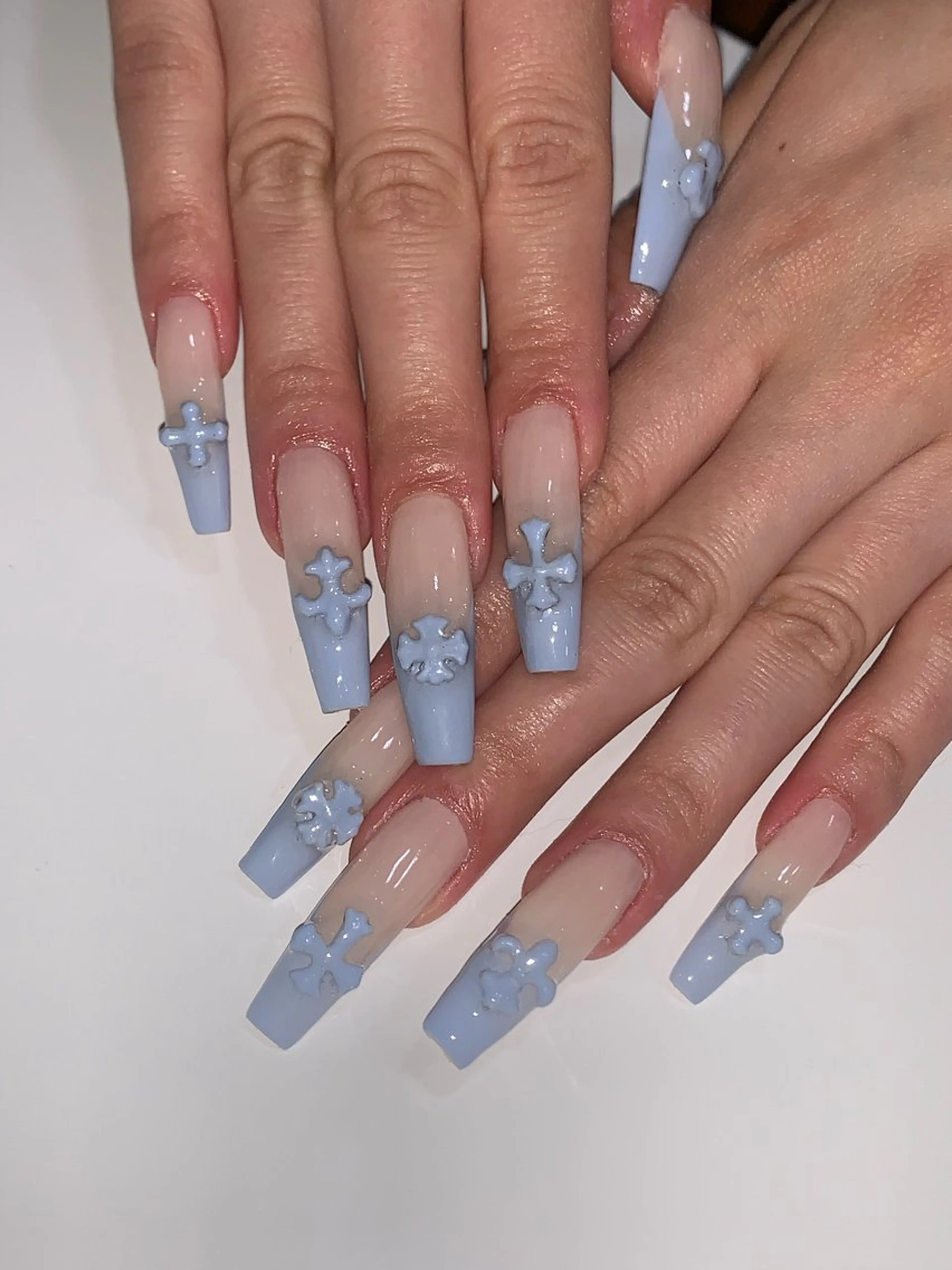 ネイル ハンドネイル NES NAIL所属・さゆり￤推しキャラ ￤ロングネイル🩷のネイルデザイン