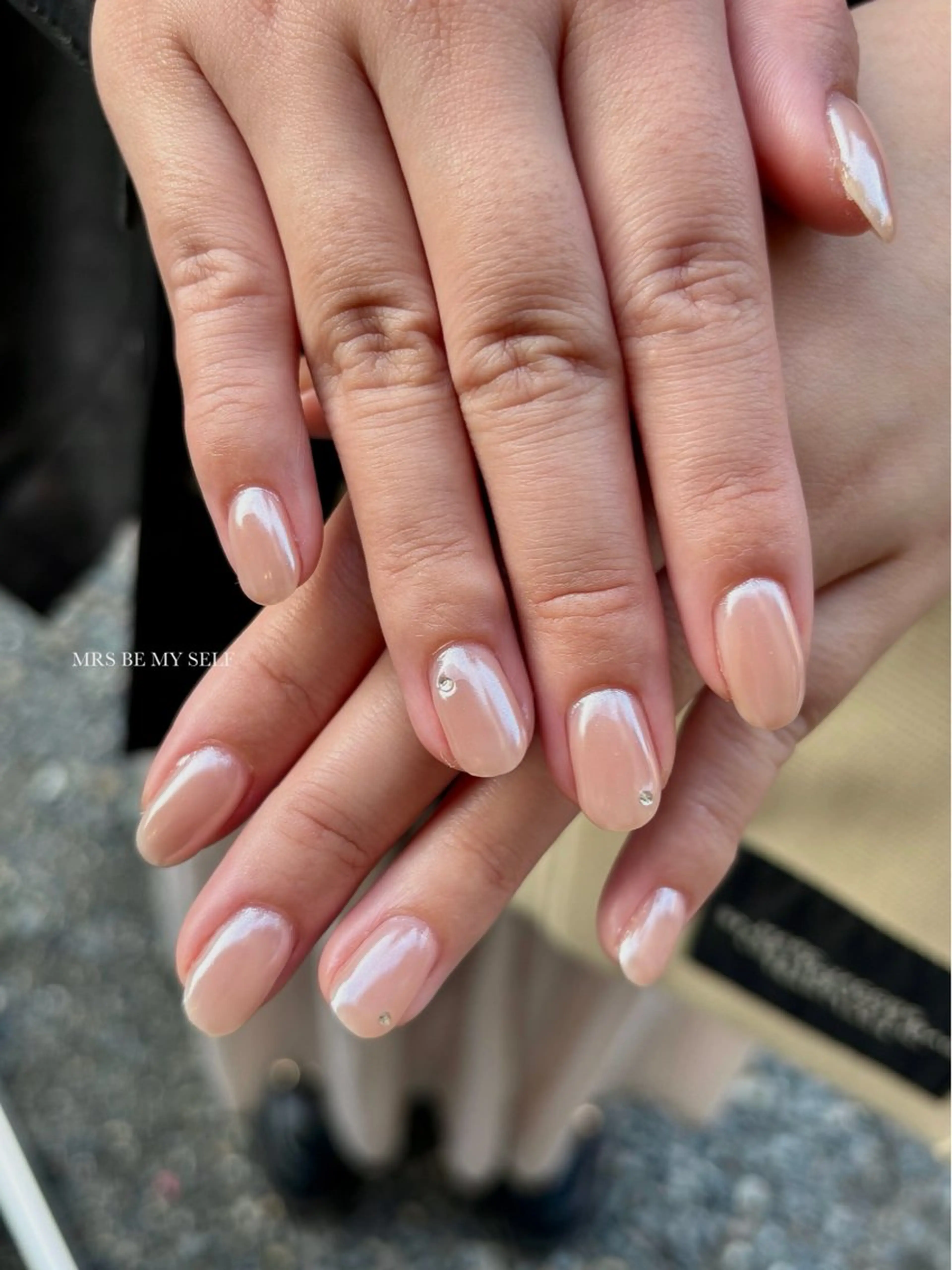 ネイル オーロラネイル ストーンネイル ハンドネイル MRS/ miyu🎀のネイルデザイン