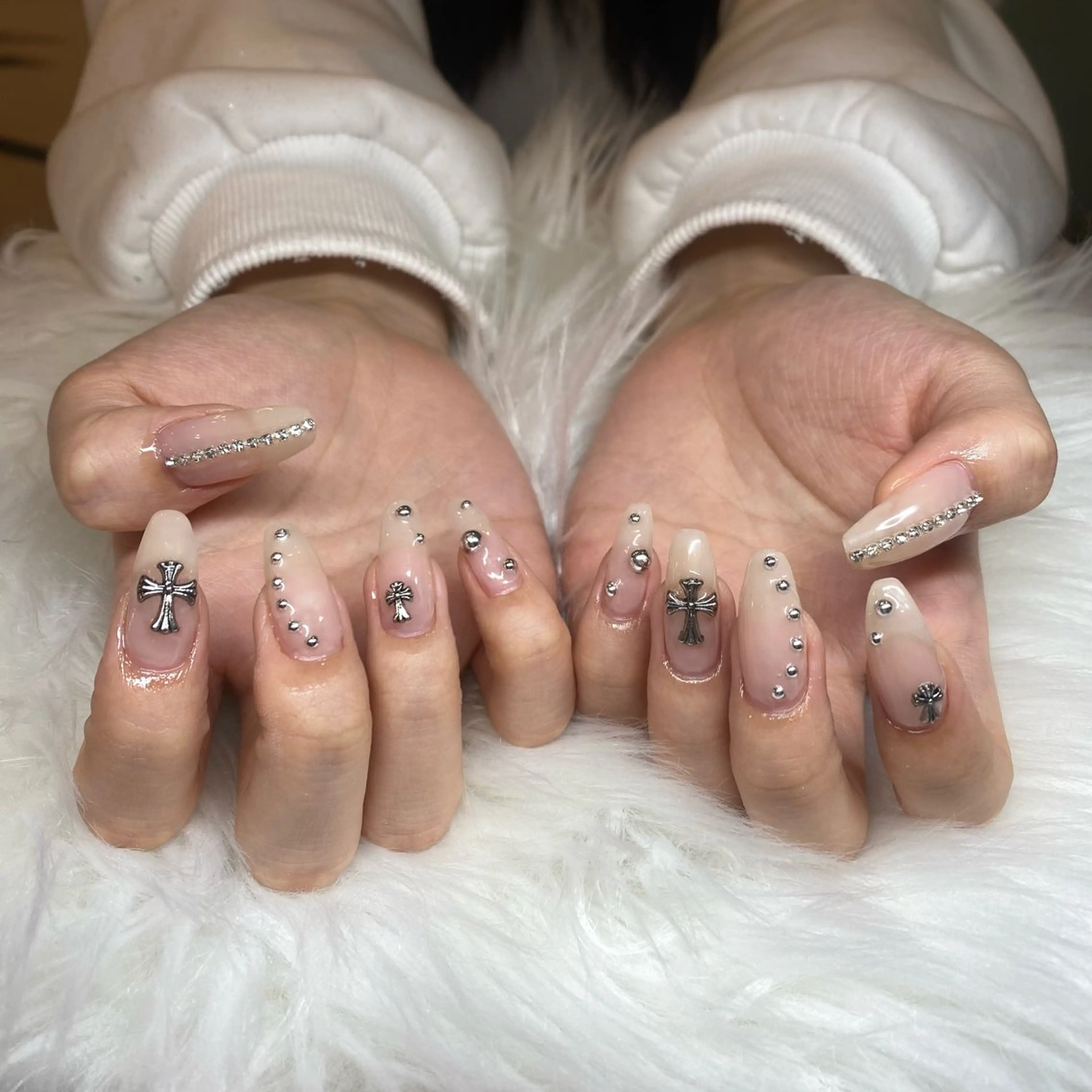 ネイル ハンドネイル HANA 中初美のネイルデザイン