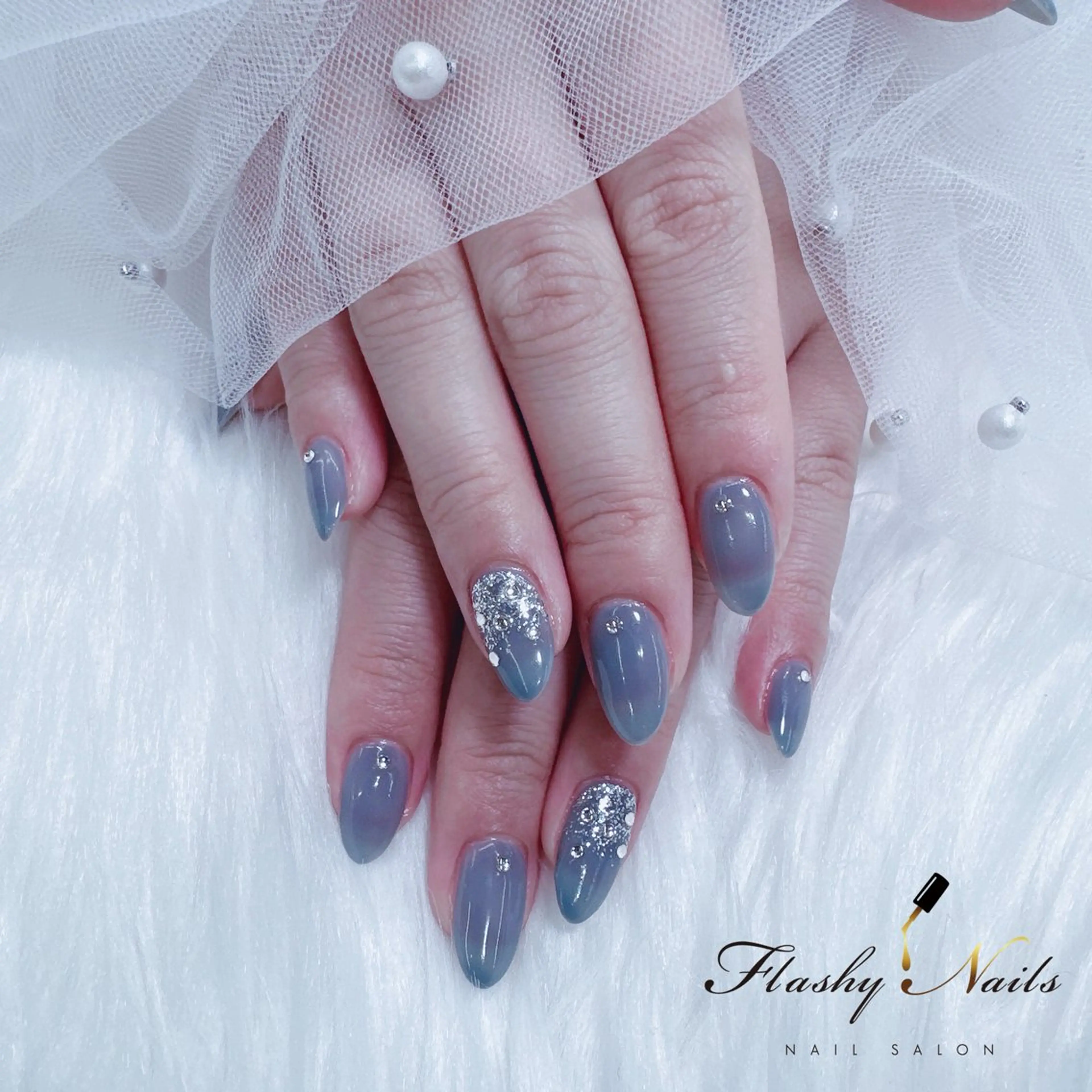 ネイル シンプルネイル Flashy Nailsのネイルデザイン