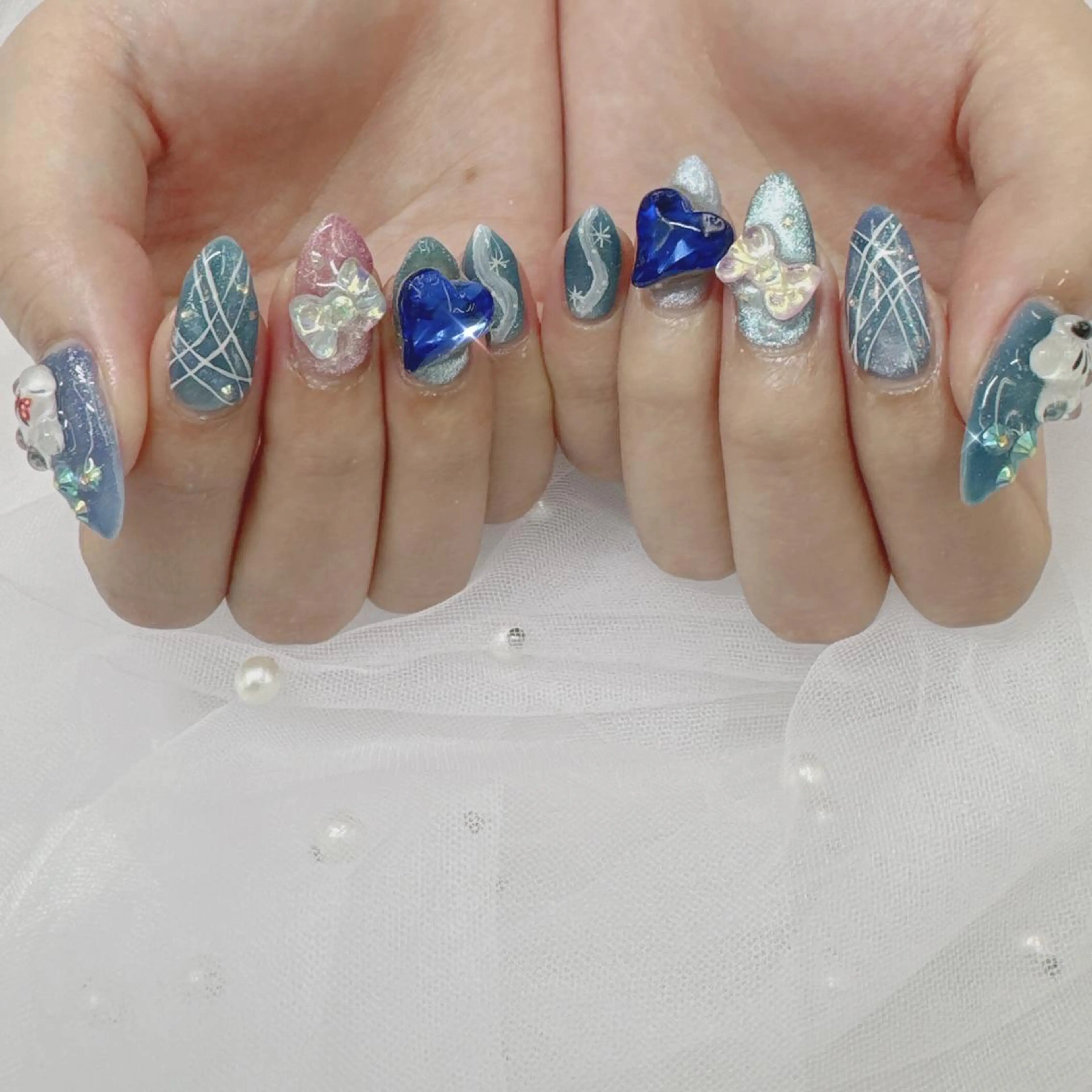 ネイル Nail salon Honey Beeのネイルデザイン