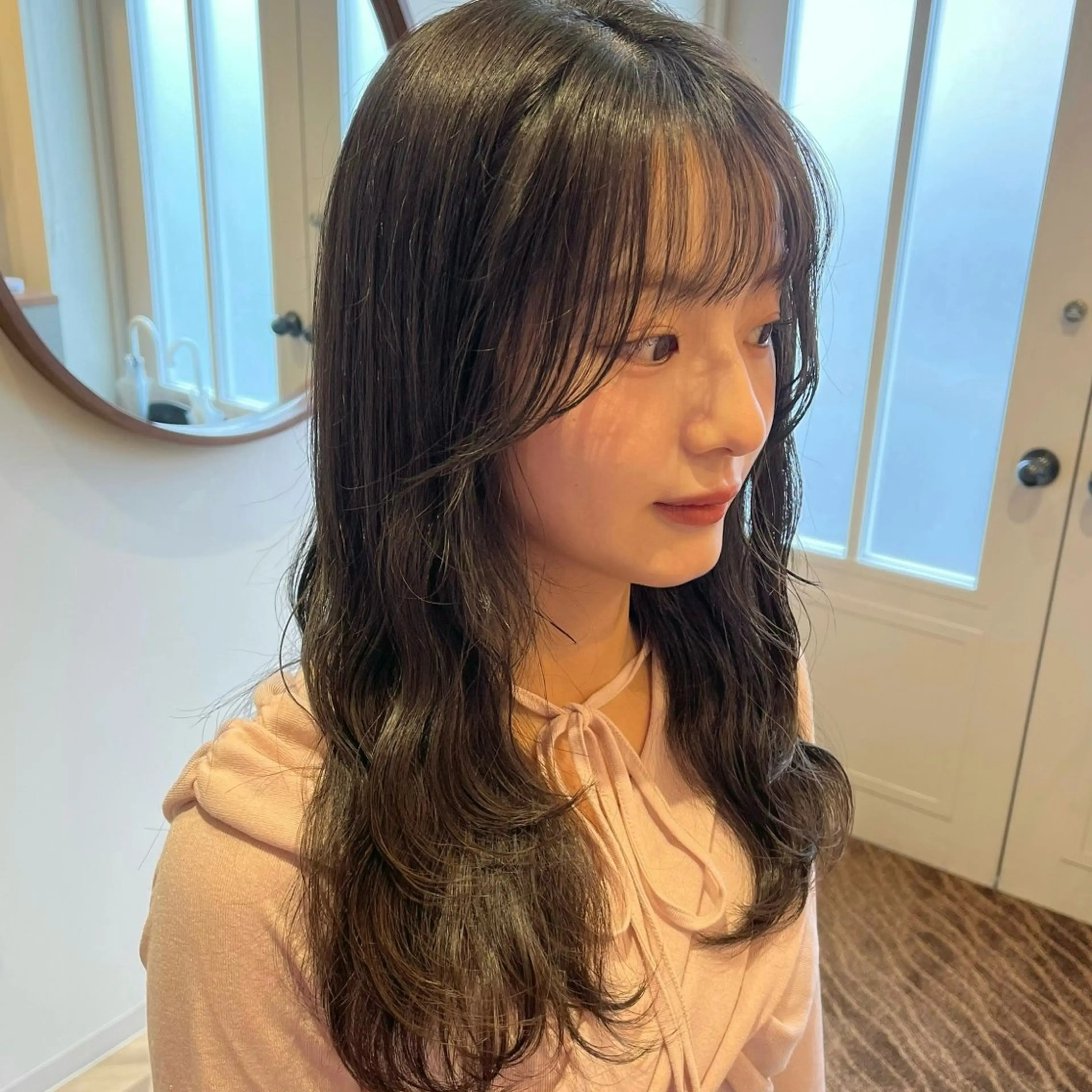 セミロング カラー カット ヘアカラー GOODDAY ヘアサロンのヘアスタイル