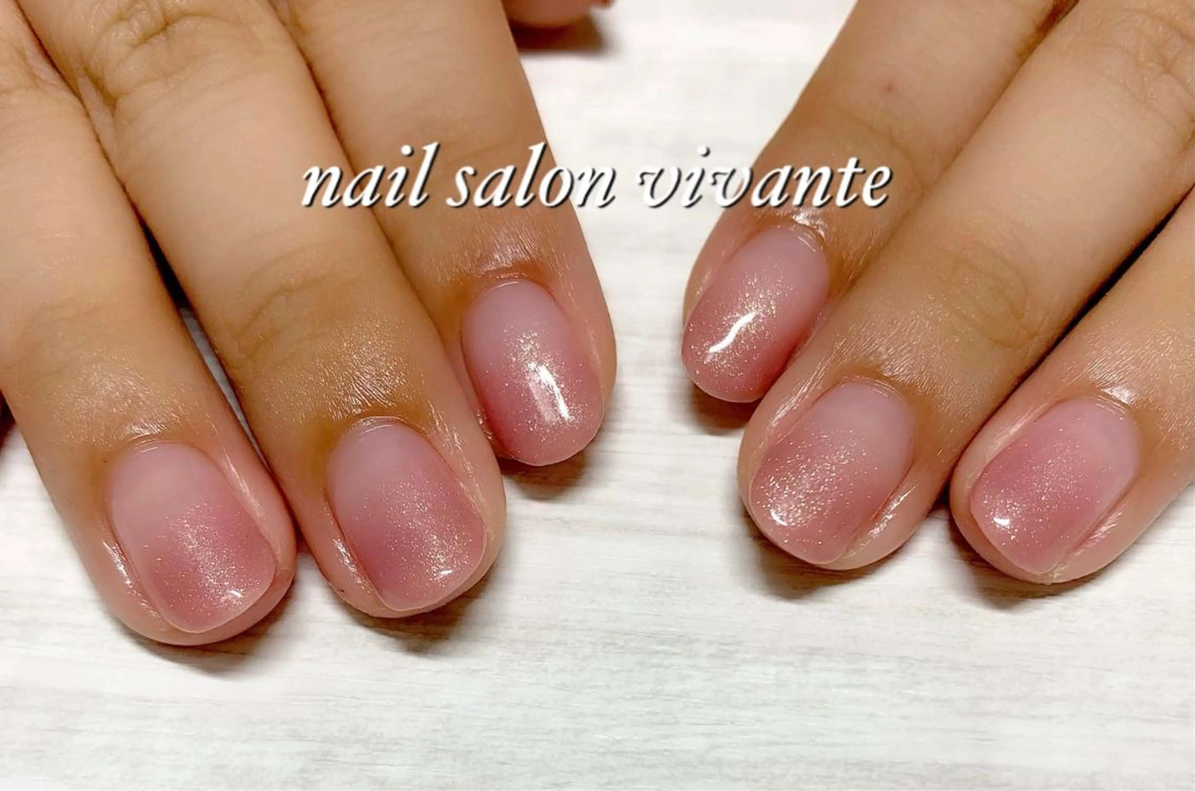 ネイル グラデーション シンプルネイル nail salon vivante所属・nail salon vivanteのネイルデザイン