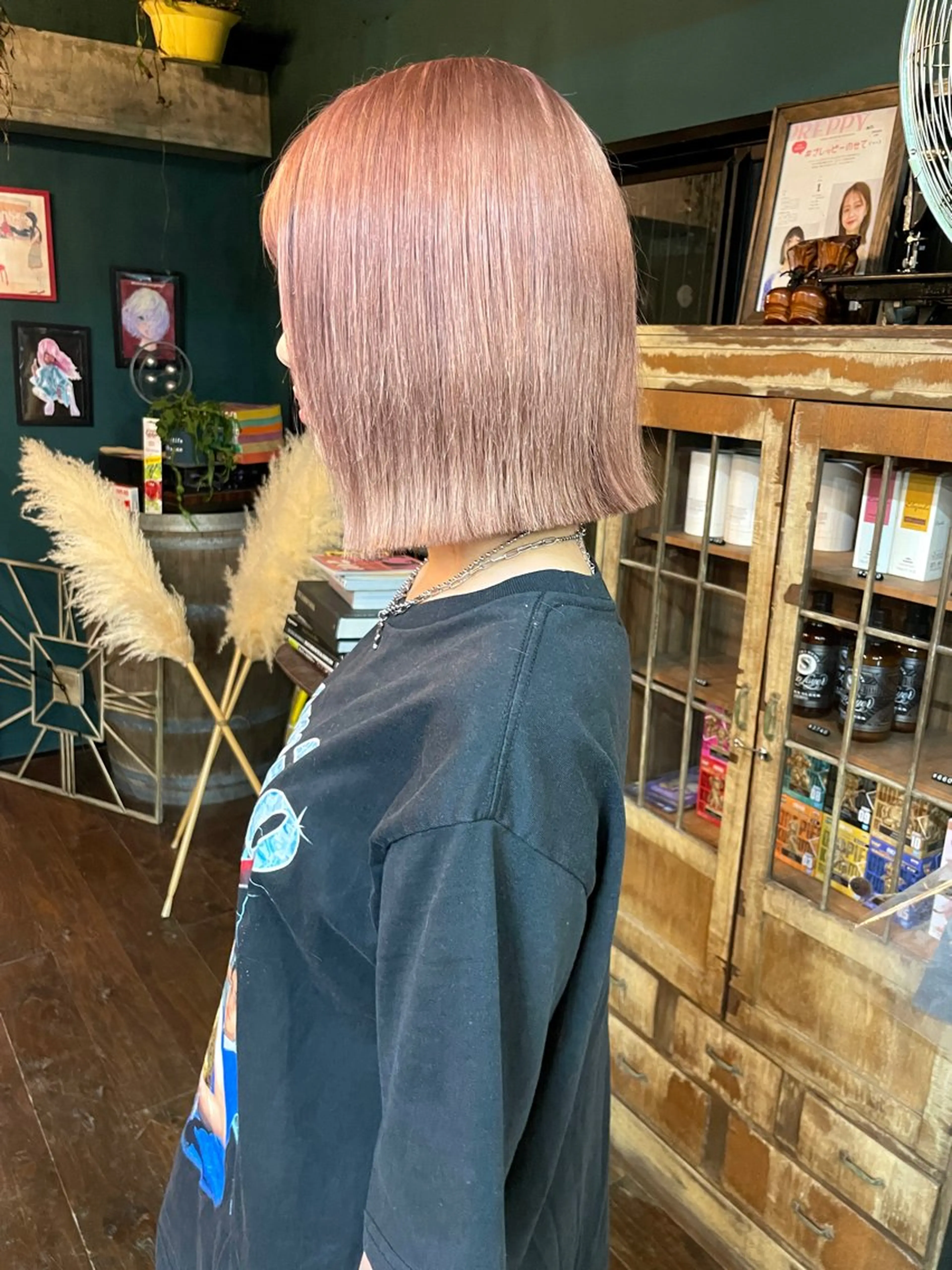 ミディアム カット ヘアカラー トリートメント vivre libreのヘアスタイル