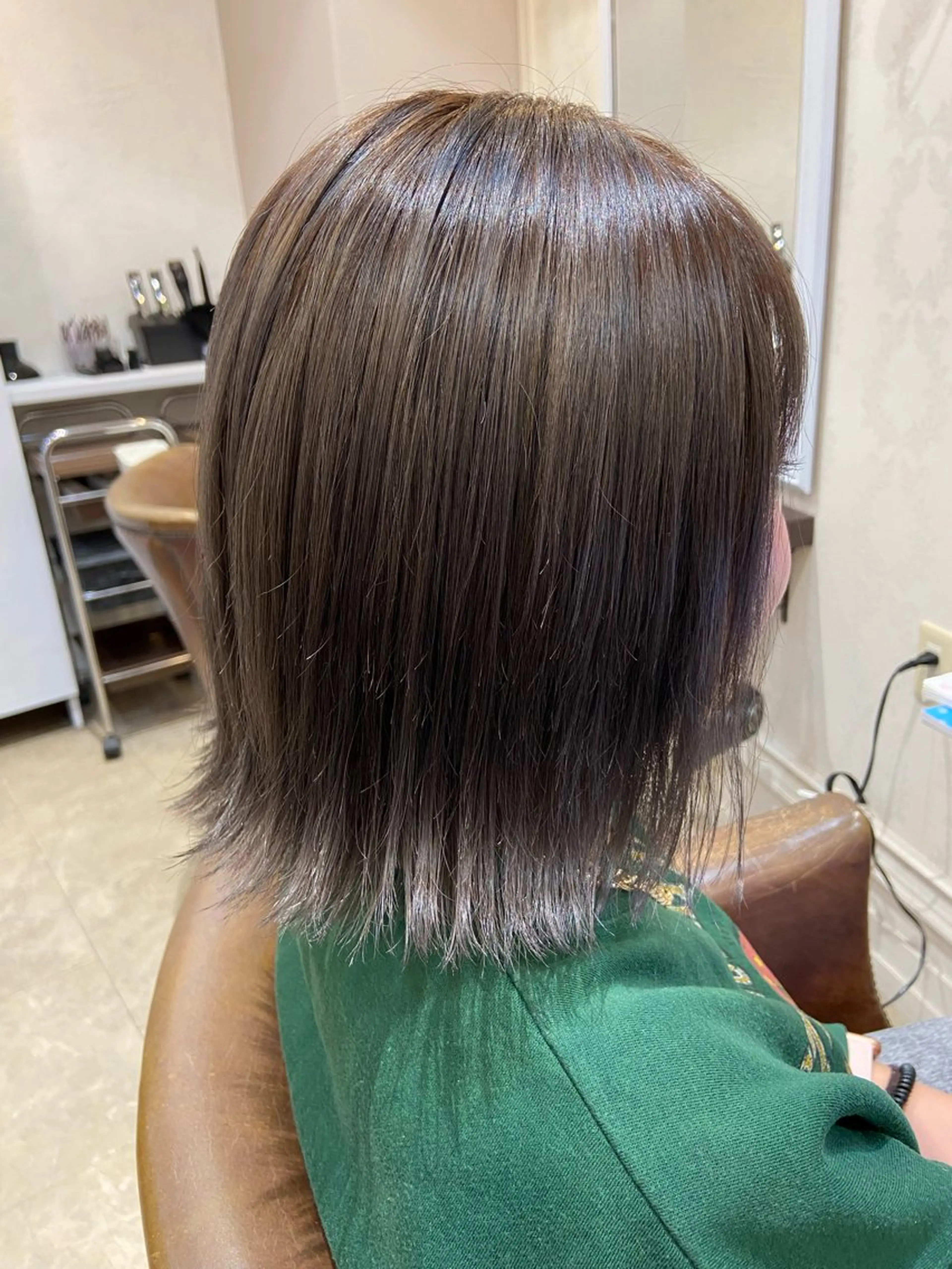 ミディアム 切りっぱなしボブ ボブ カット コバヤシ ユウスケのヘアスタイル