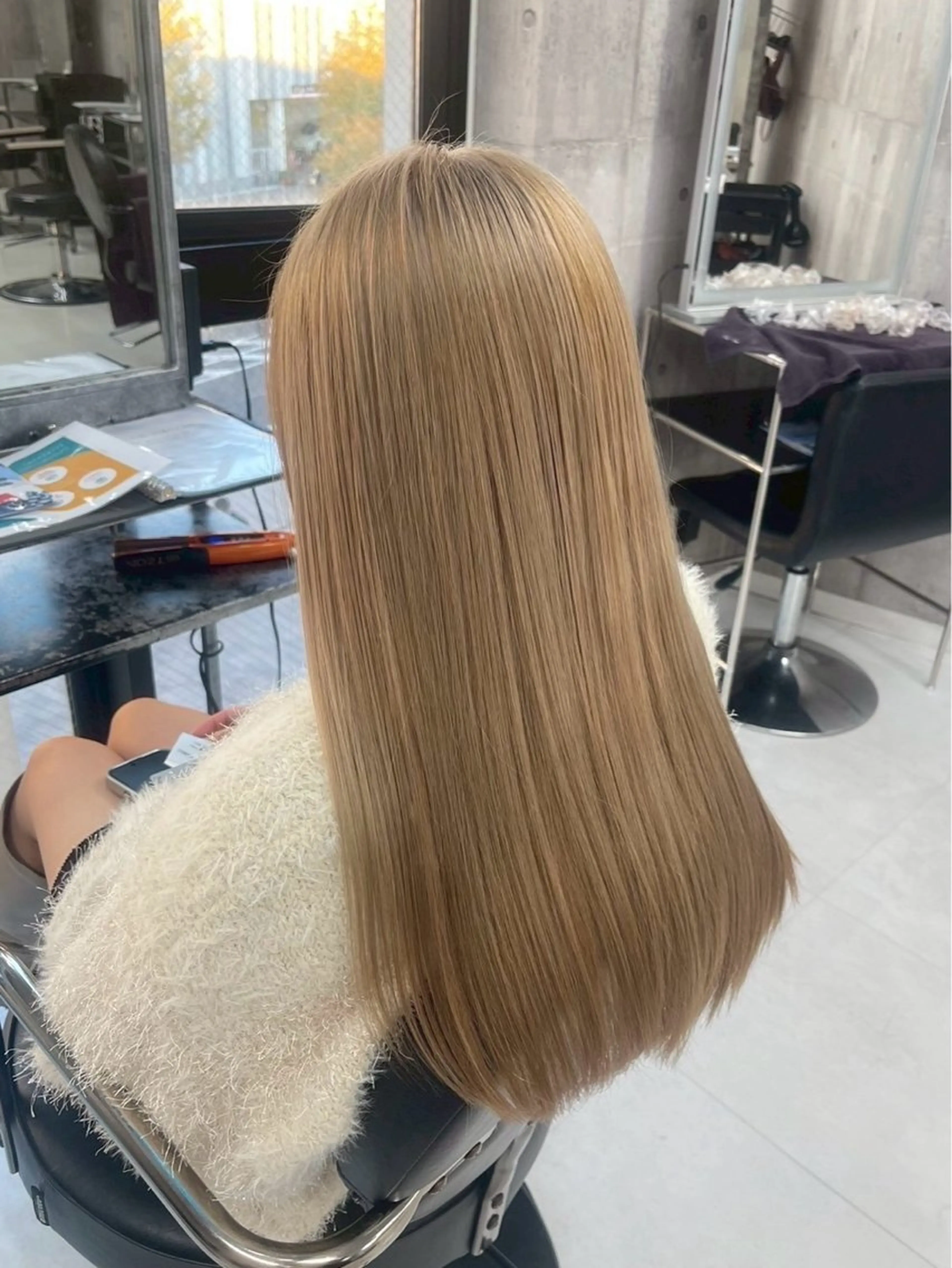 ロング カラー パーマ ヘアアレンジ メンズ キッズ ヘアカラー トリートメント レイヤー×ハイトーン / mihana🪐のヘアスタイル