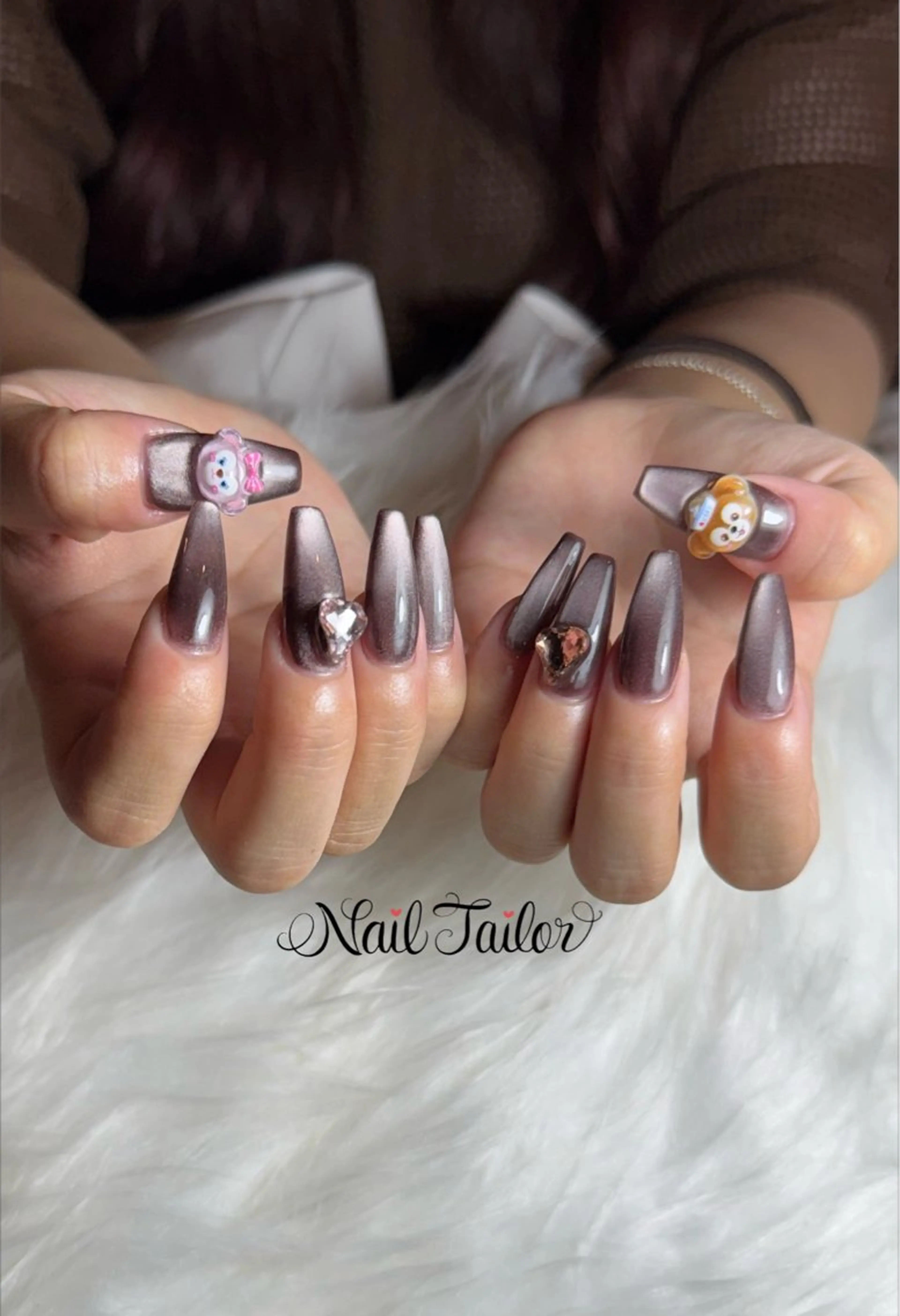 ネイル ブラウン 長さ出し マグネットネイル オフィスネイル ワンカラーネイル ハンドネイル 〜Nail Tailor〜　ネイルテイラー所属・NailTailor ネイルテイラーのネイルデザイン