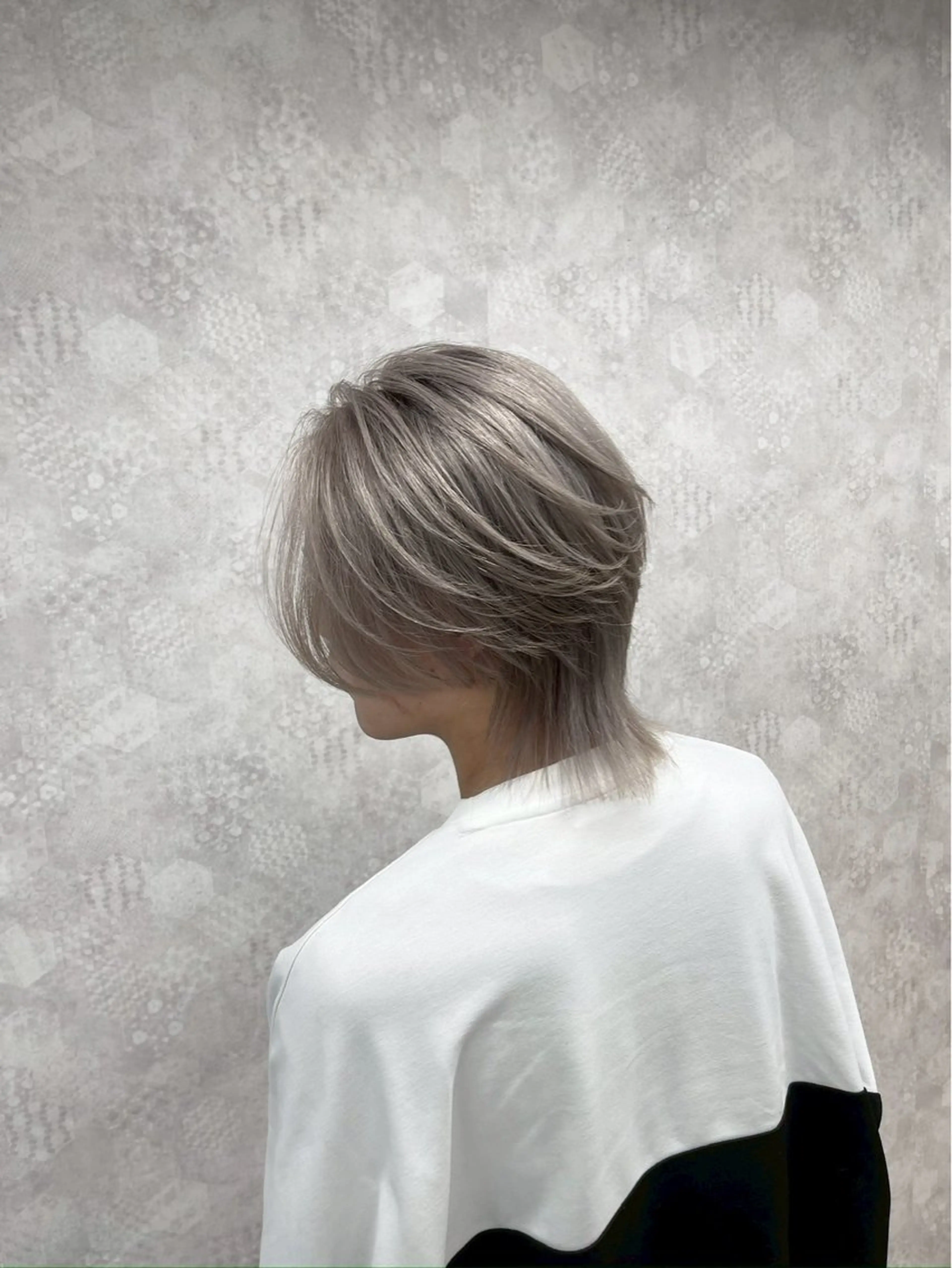 カラー メンズハイトーン 北斗💍レイヤーのヘアスタイル