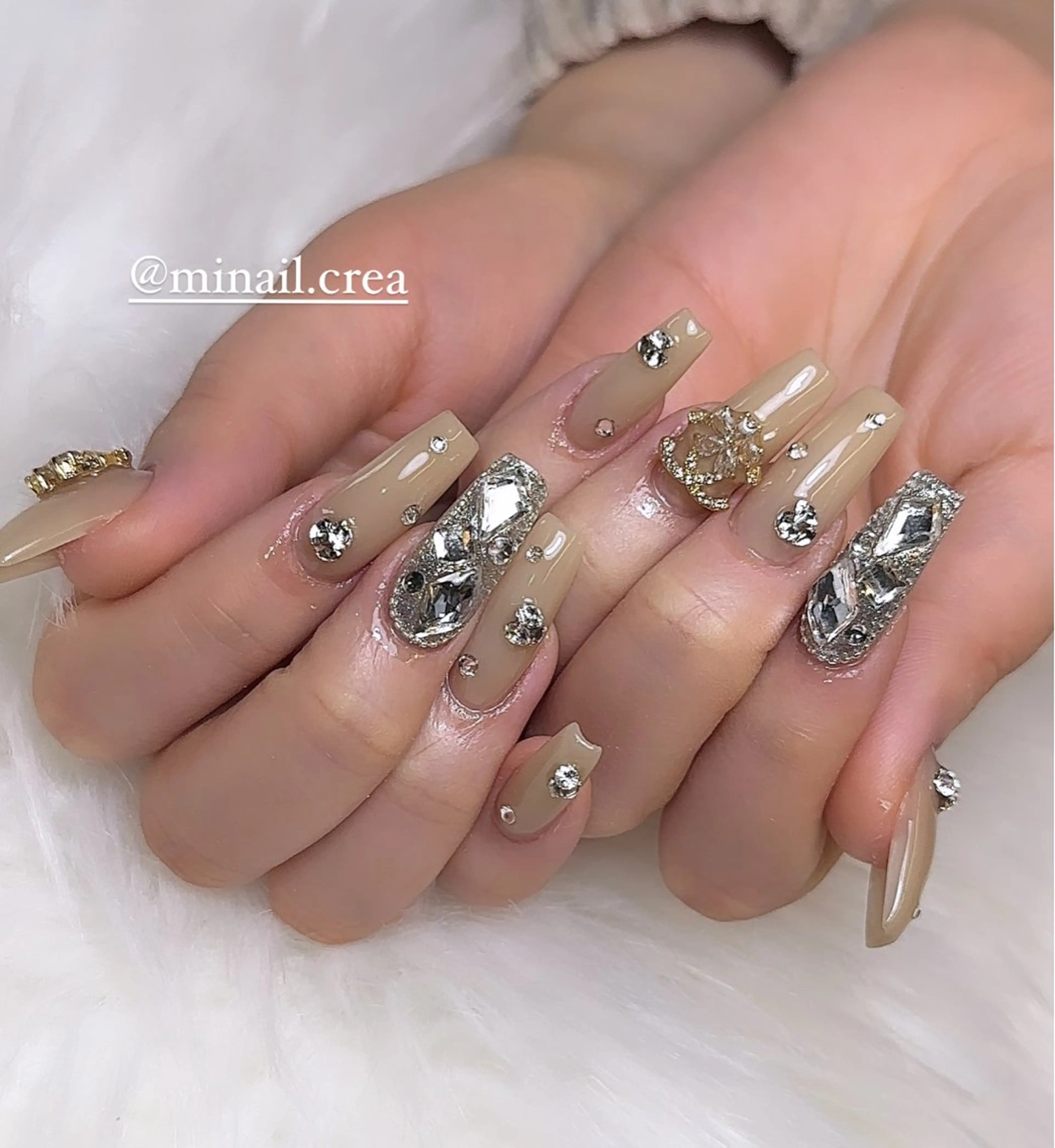 ネイル ブラウン 長さ出し ジェルネイル キラキラネイル ロングネイル CReA nailのネイルデザイン