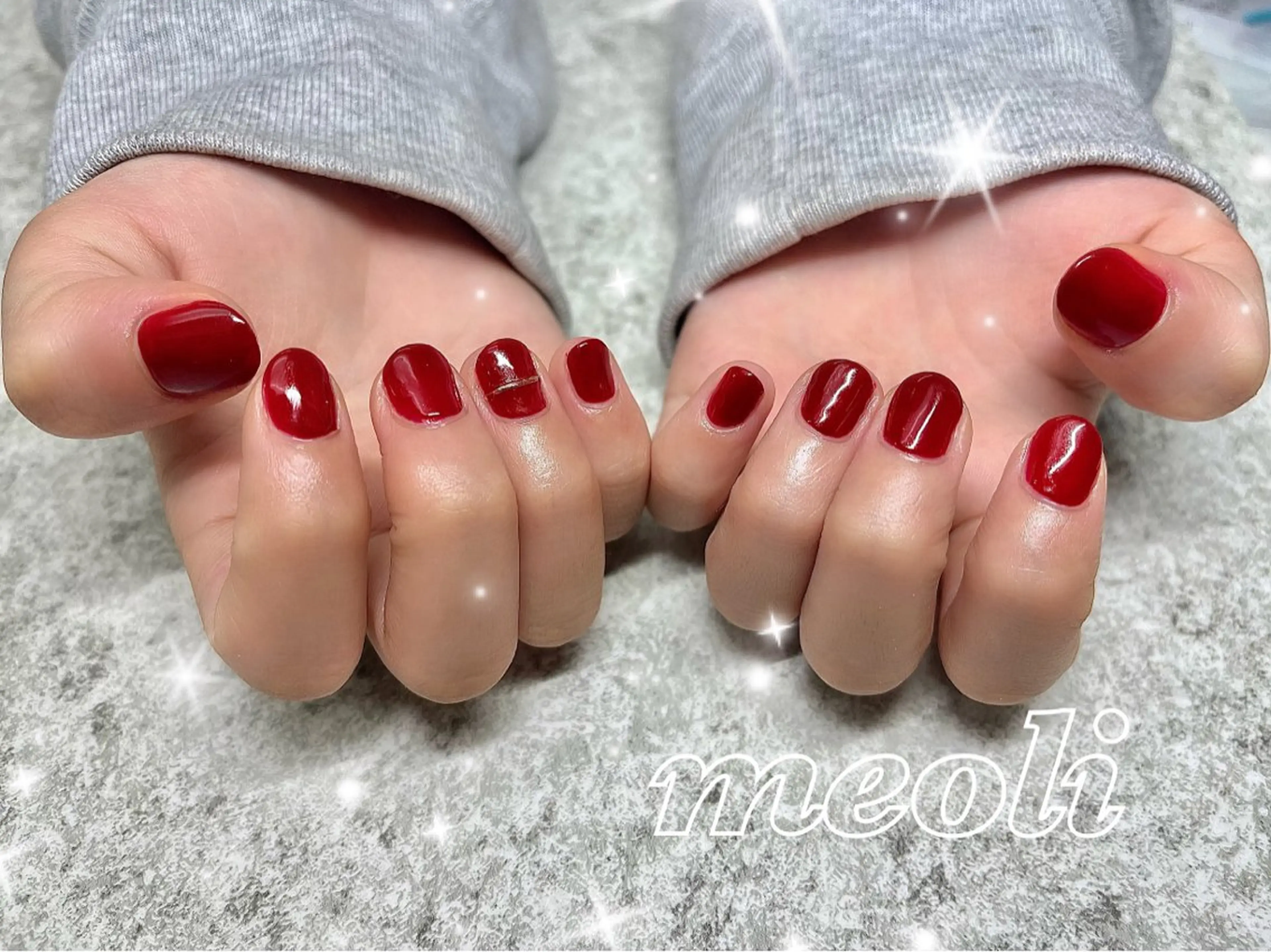 ネイル アートネイル ミラーネイル 赤色 バレンタイン nail salon meoli　アヤのネイルデザイン
