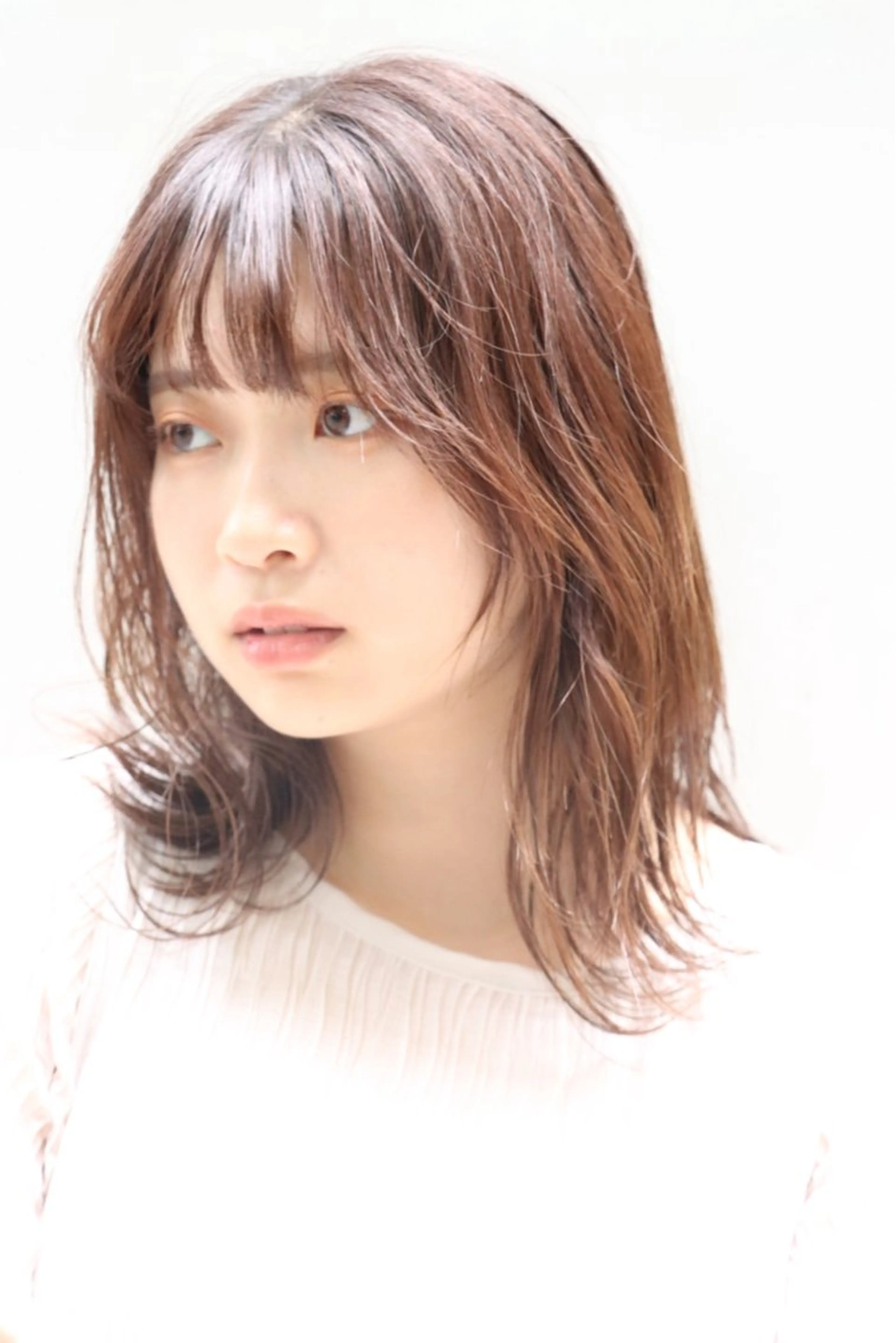 ミディアム パーマ ミディアムパーマ 韓国風ヘア カット パーマ トリートメント コテ巻き風パーマ 藤澤　知彌のヘアスタイル