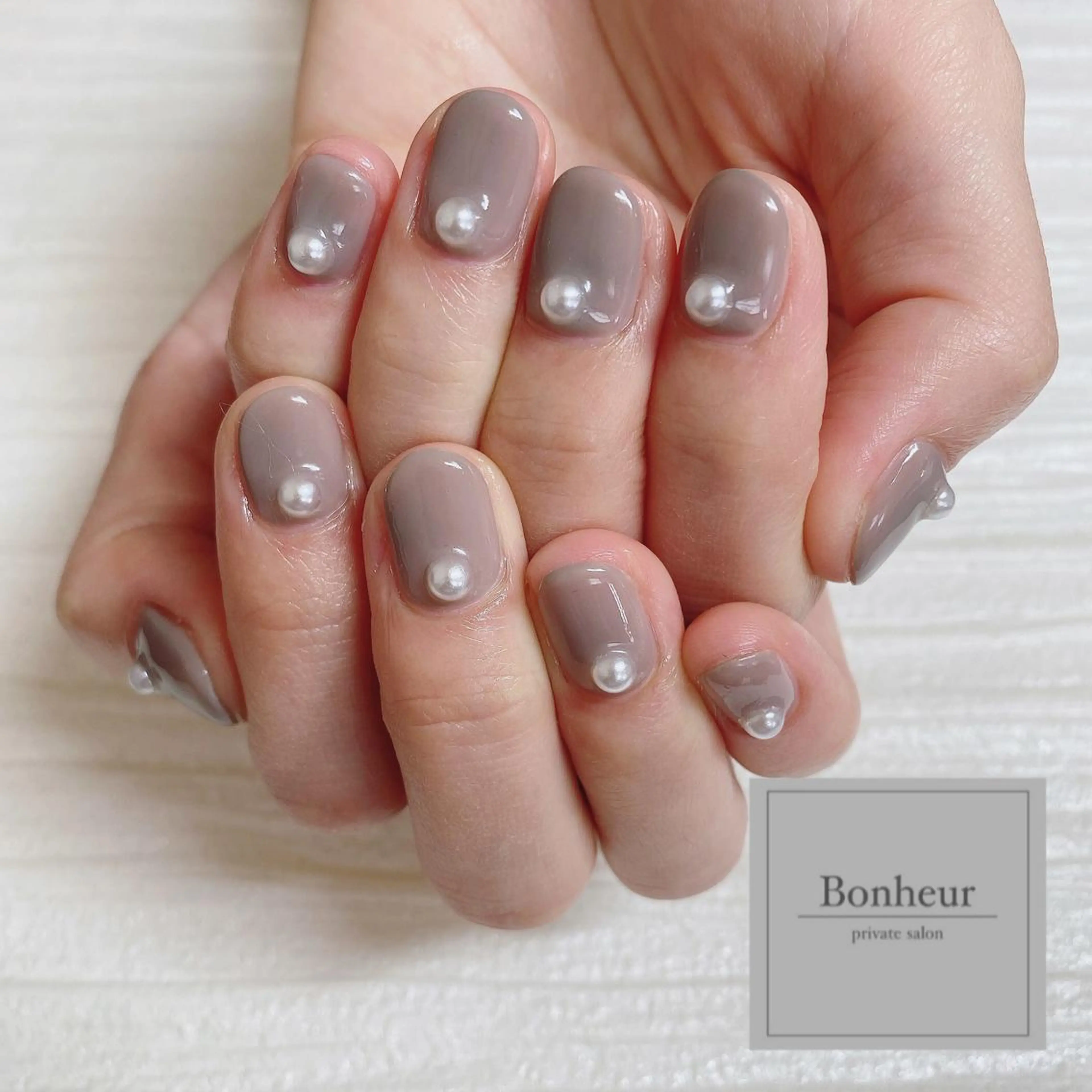 ネイル ハンドネイル BONHEUR Annaのネイルデザイン