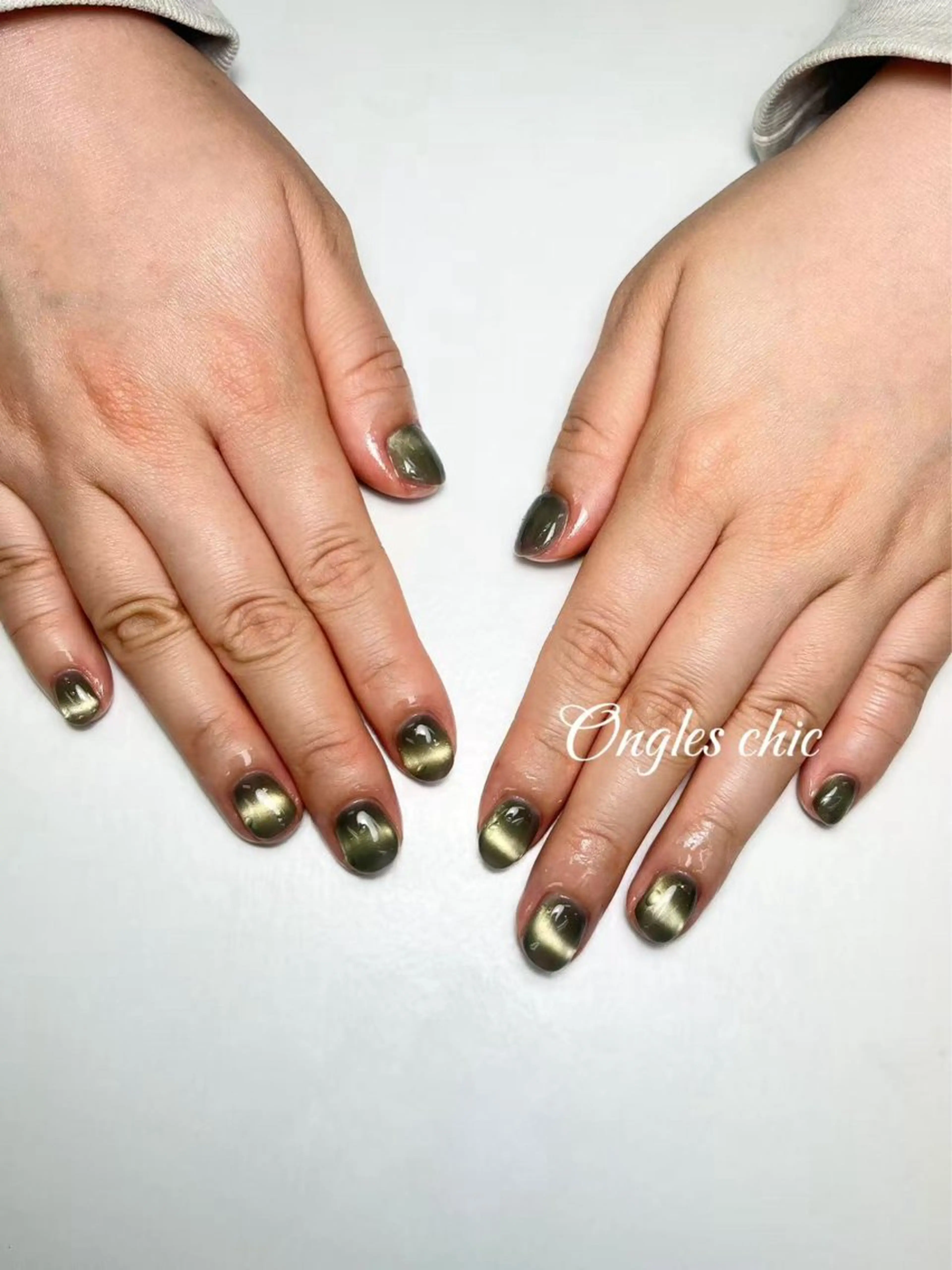 ネイル ハンドネイル ハンドケア ongles chicのネイルデザイン