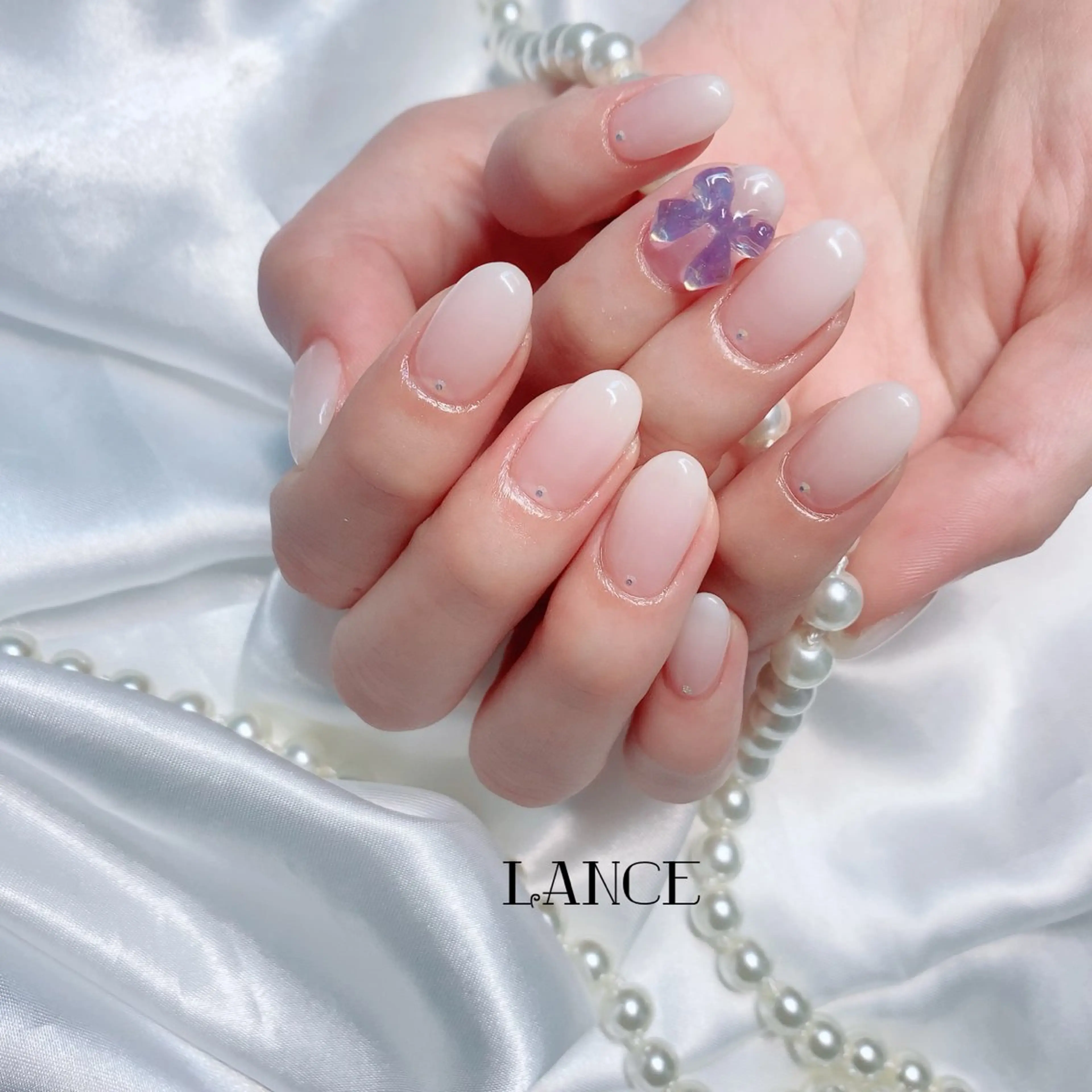 ネイル オーロラネイル フレンチネイル キラキラネイル ニュアンスネイル ピンク ハンドネイル Lance nailのネイルデザイン