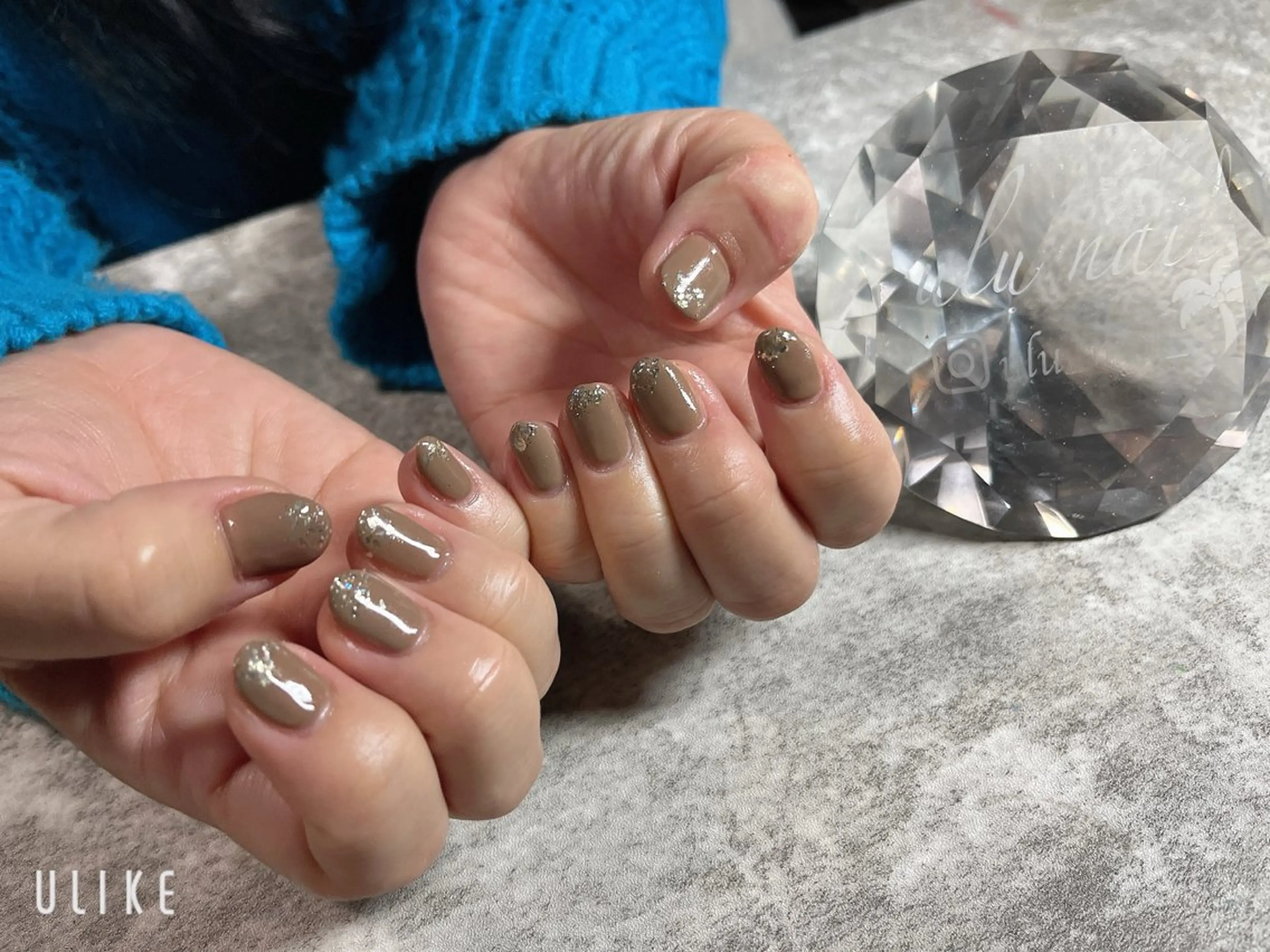 ネイル 持ち込み 佐野 愛美のネイルデザイン