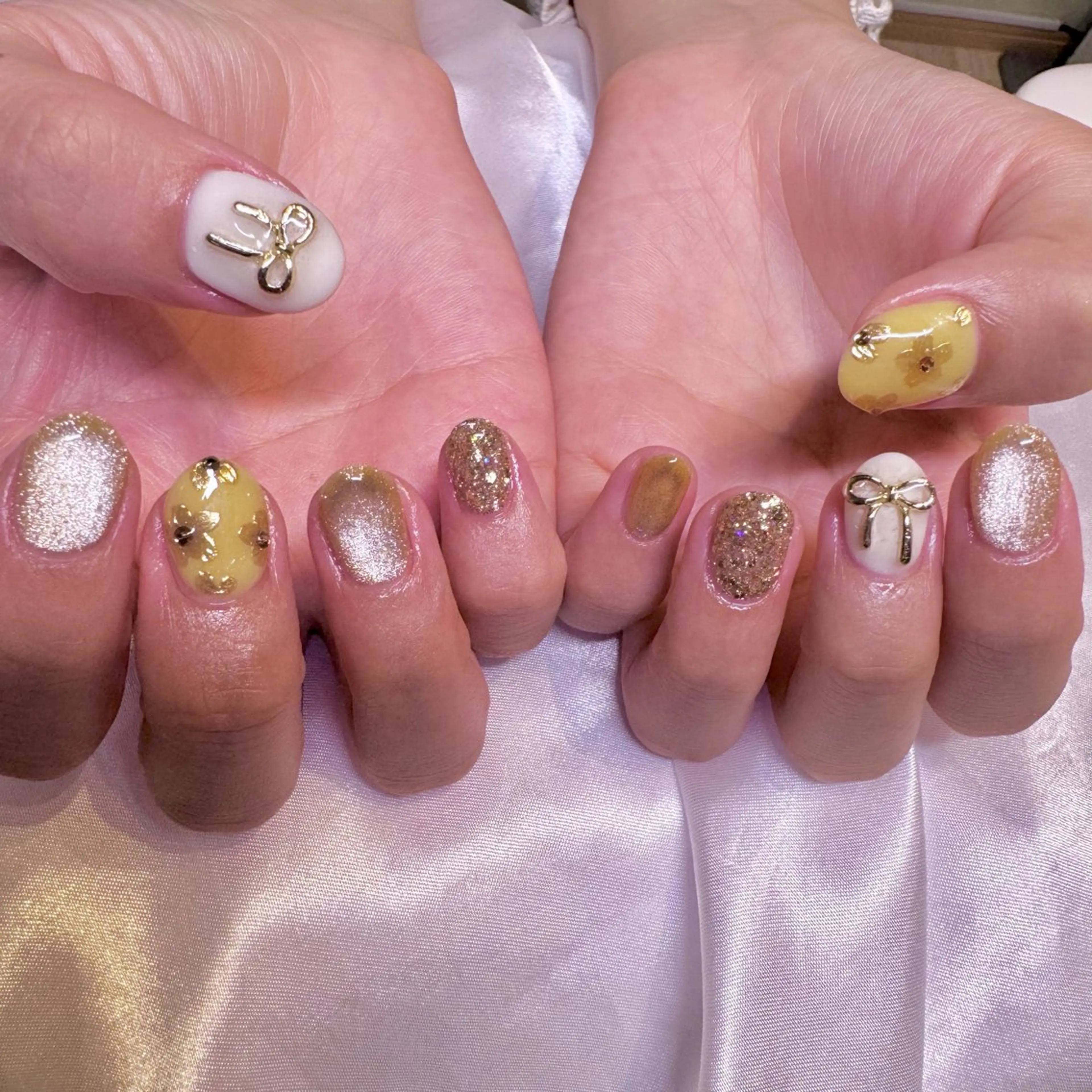 ネイル ガーリー ハンドネイル nail salon e'mu💐のネイルデザイン