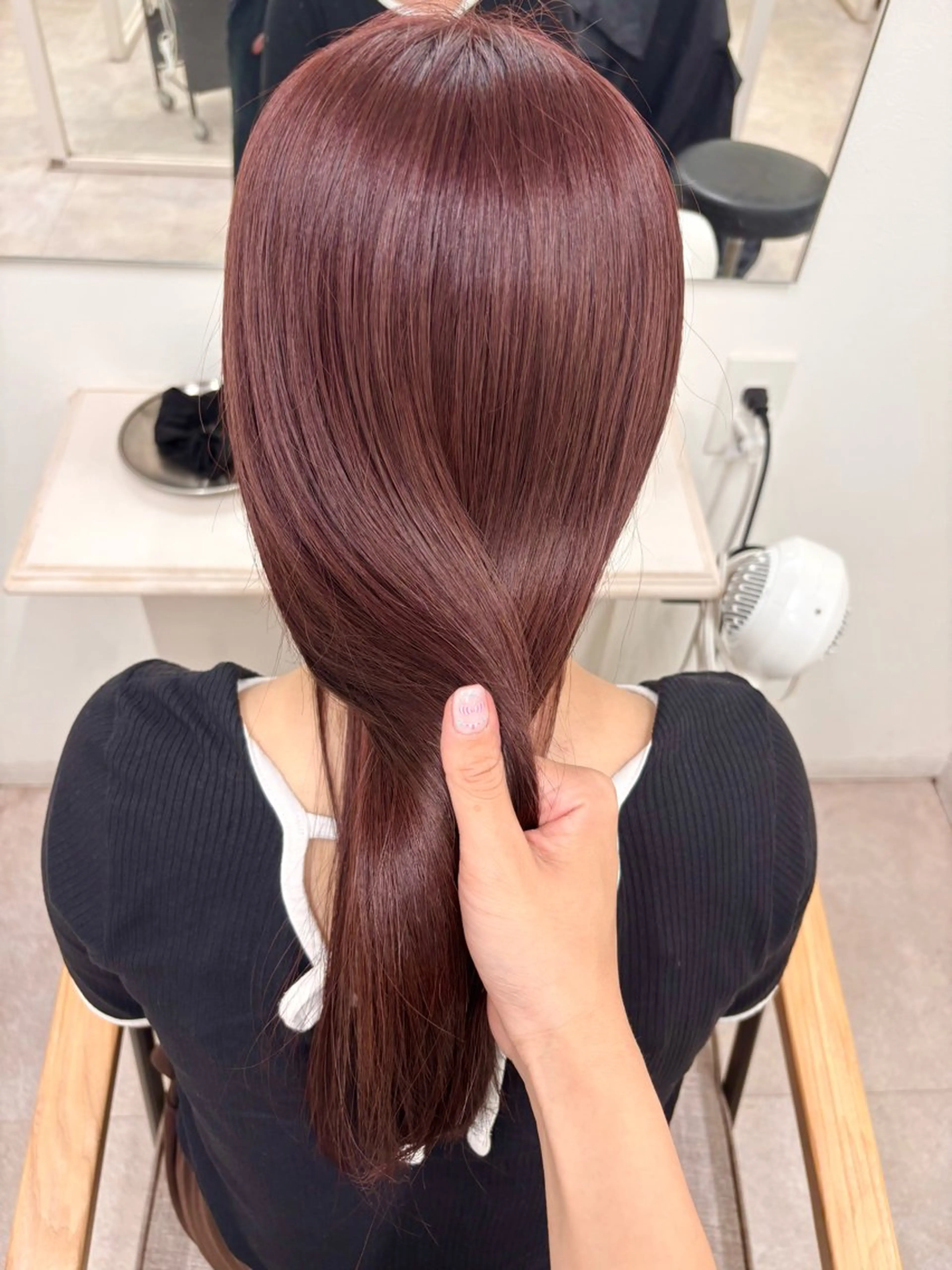 セミロング ヘアカラー ヘアアレンジ🪽🎀 艶カラー/天王寺のヘアスタイル