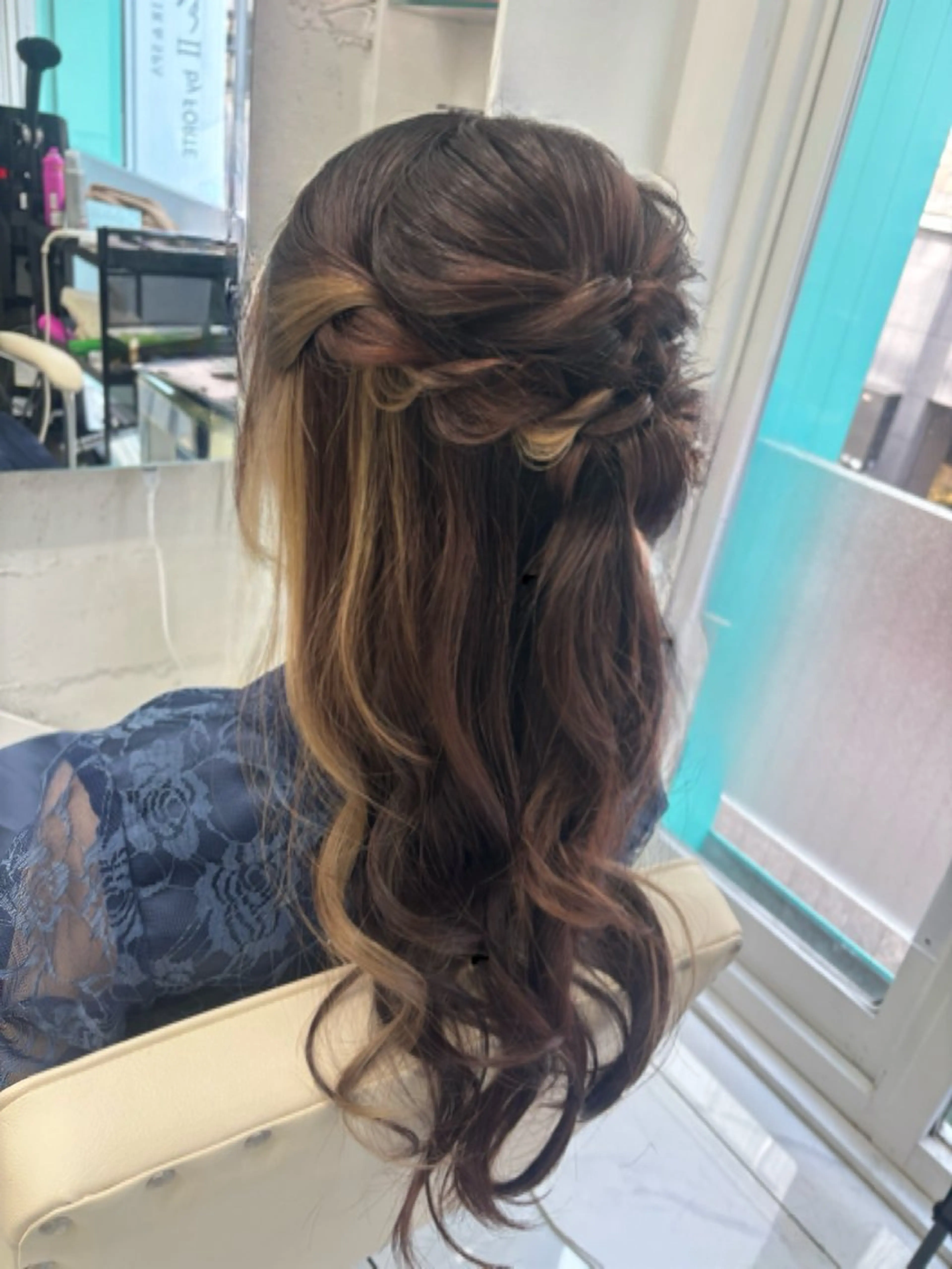 ヘアアレンジ しゅり🍎/アレンジ 🎀/髪質改善✨️のヘアスタイル