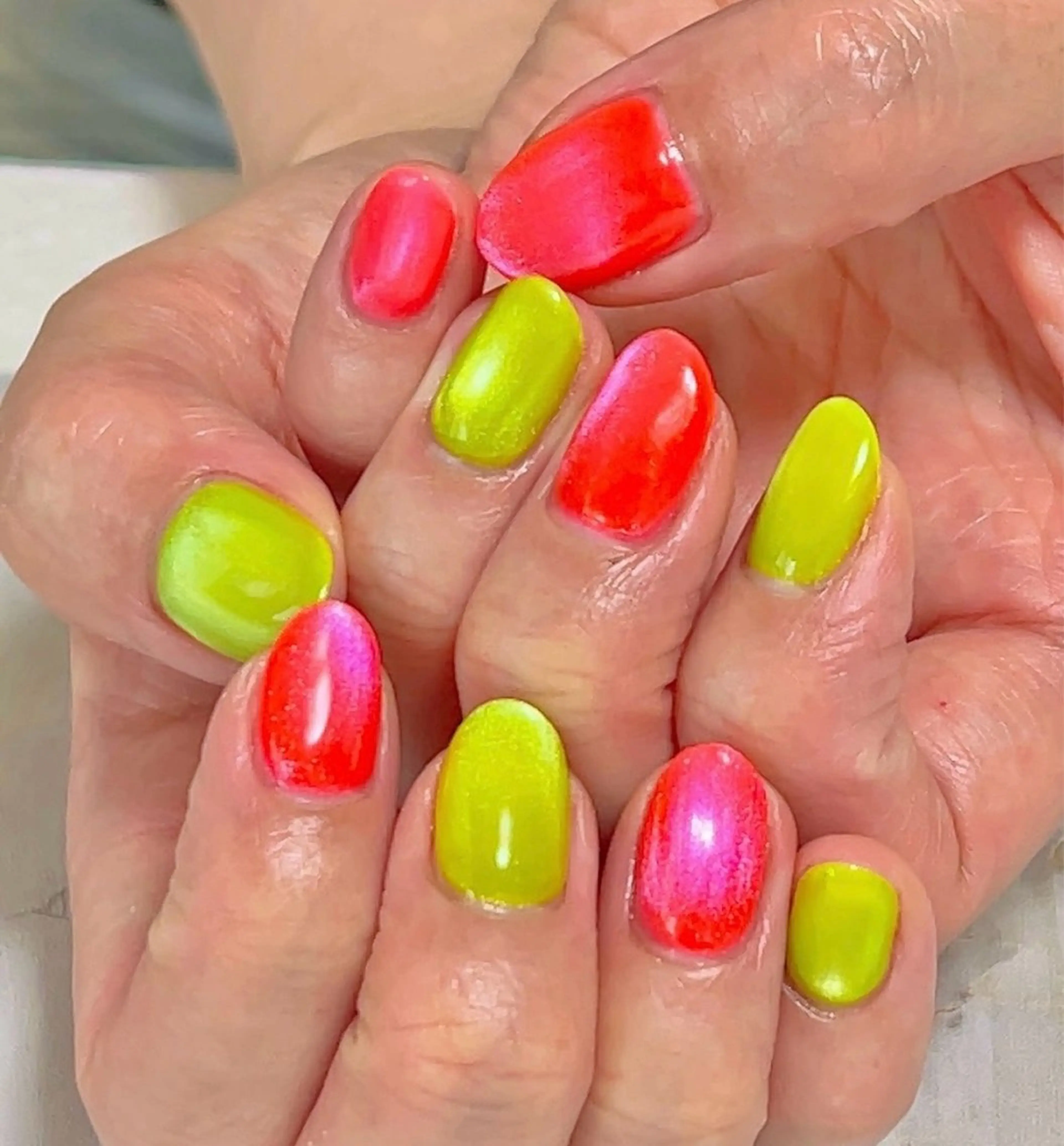 ネイル ブルー マグネットネイル ワンカラーネイル 夏ネイル ハンドネイル 岩澤 恵子のネイルデザイン