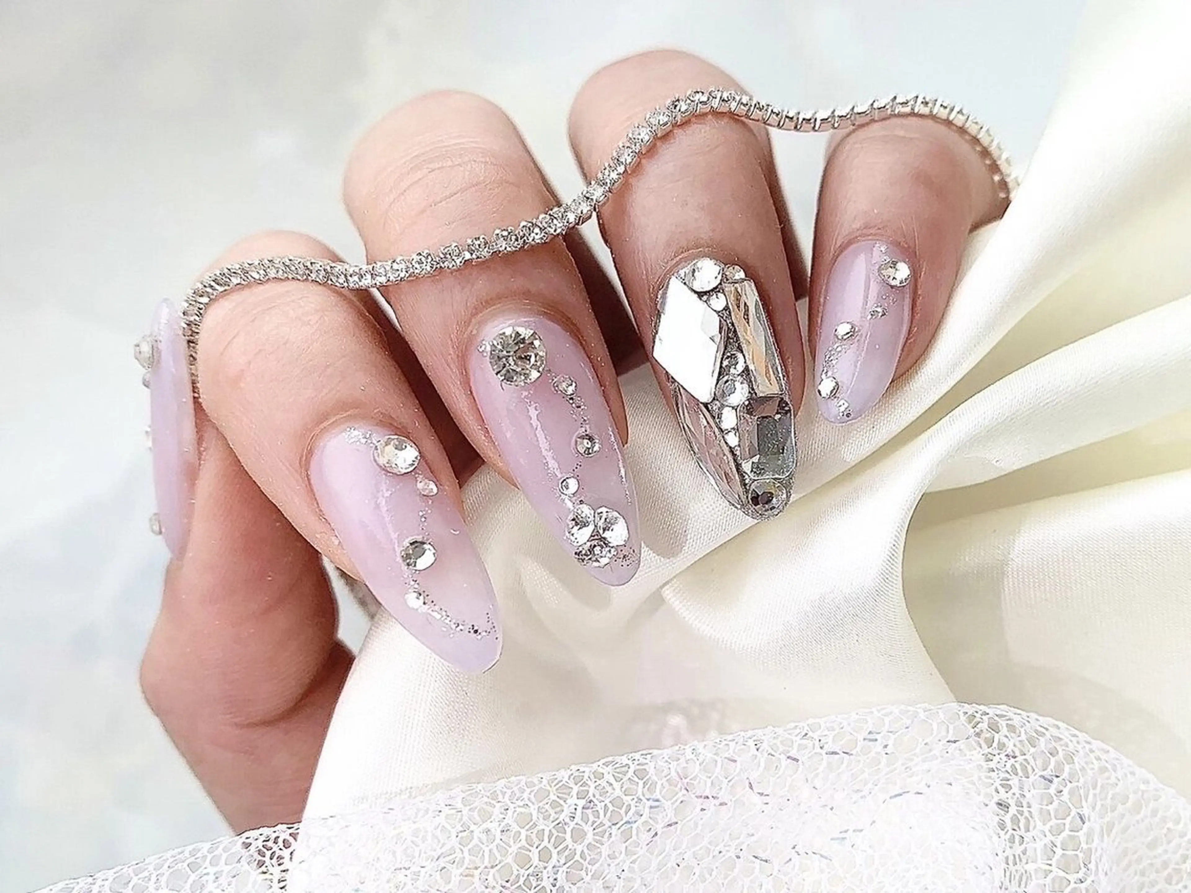 ネイル ハンドネイル joieange MEGUMIのネイルデザイン