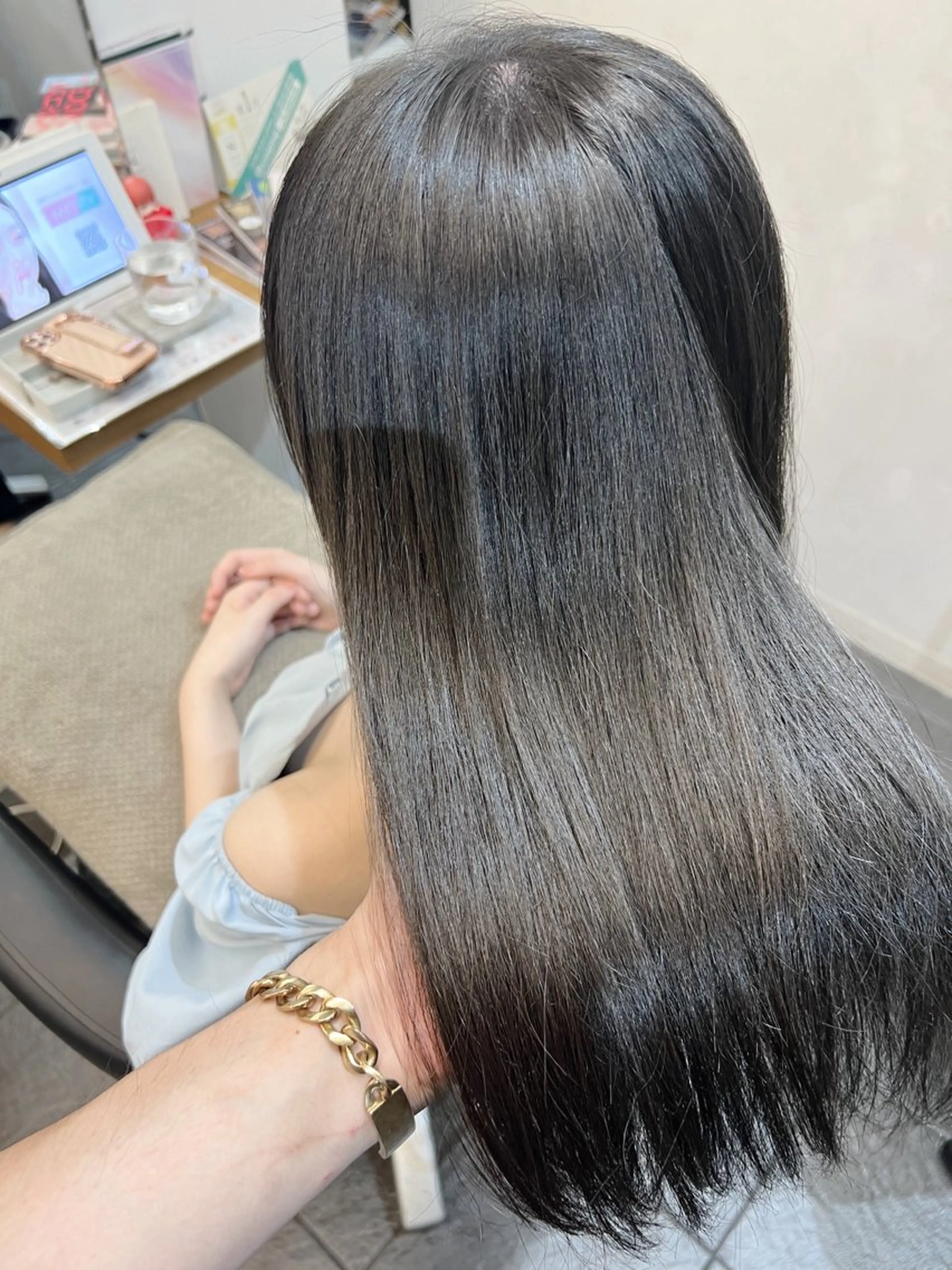 カラー 透明感カラー グレージュ ヘアカラー トリートメント ヘッドスパ グレージュ/髪質改善 Yamato.hのヘアスタイル